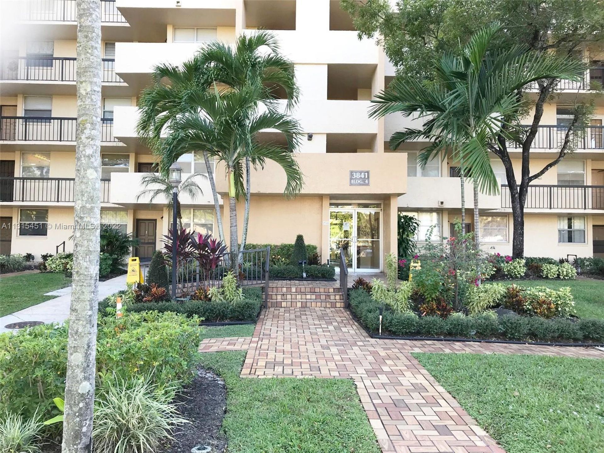 Condominio en Lauderhill, Florida 11621692