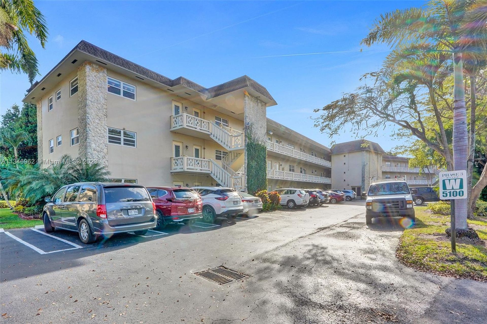 Condominium dans Lauderdale Lakes, Florida 11621746