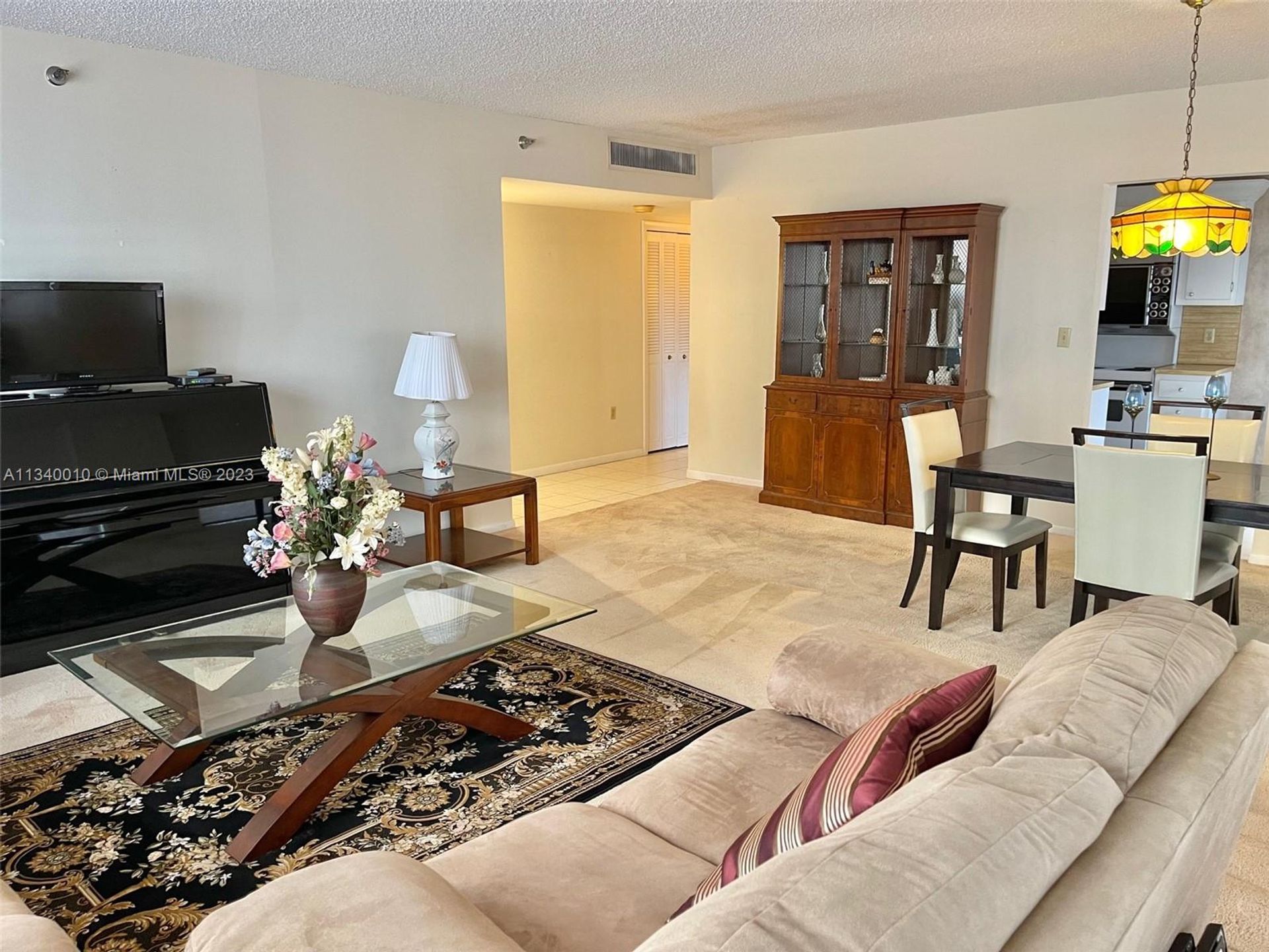 Condominium in Pembroke Park, Florida 11621771