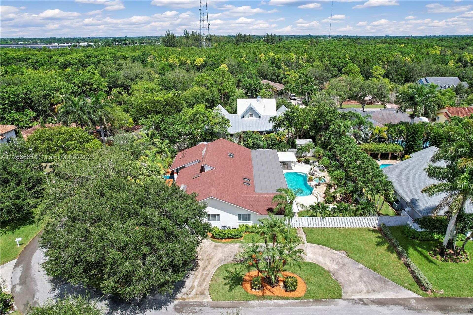 жилой дом в Homestead, Florida 11621777