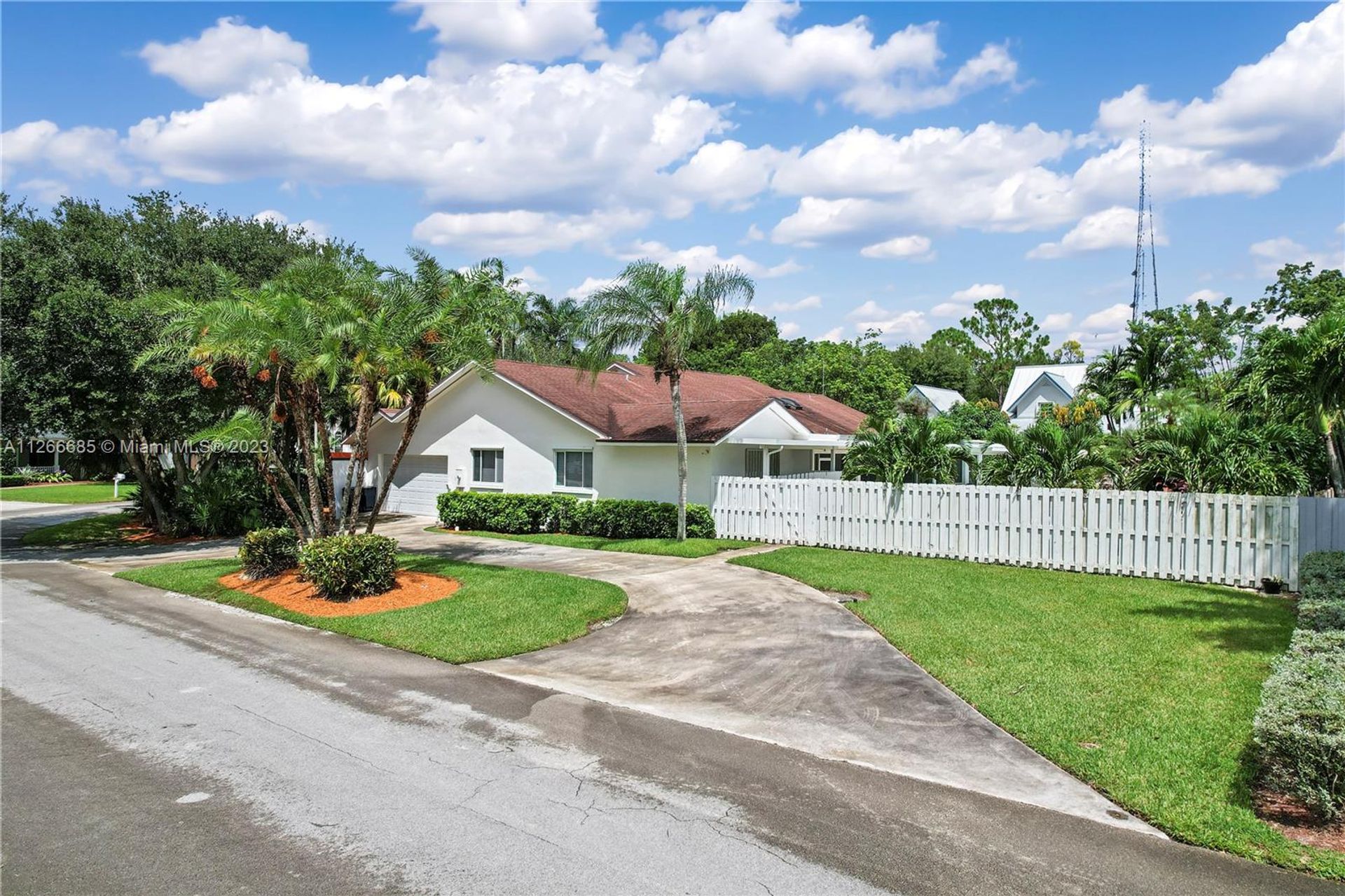 жилой дом в Homestead, Florida 11621777