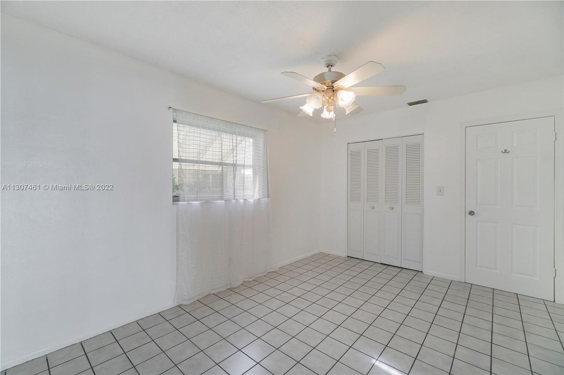 House in Tamarac, Florida 11621846