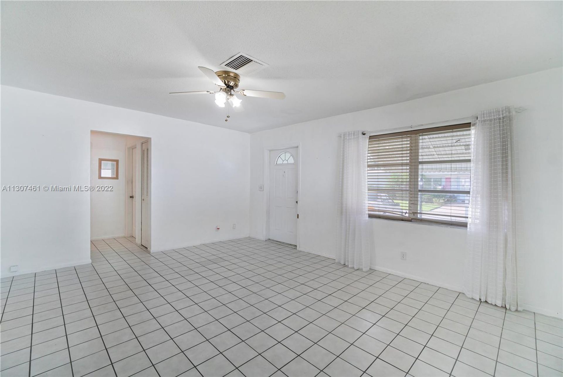 House in Tamarac, Florida 11621846