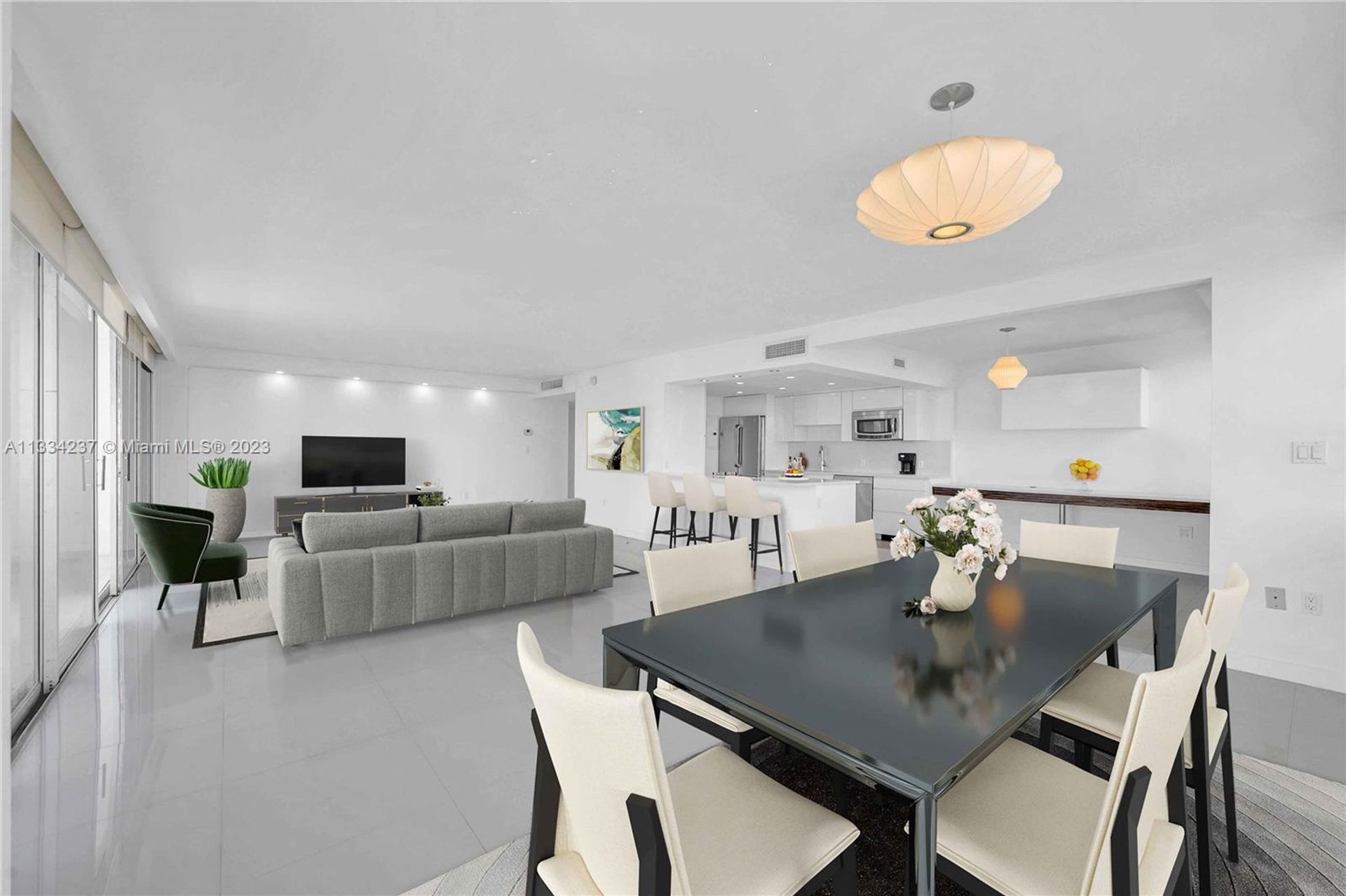 Residential in Miami Beach, Florida 11621866