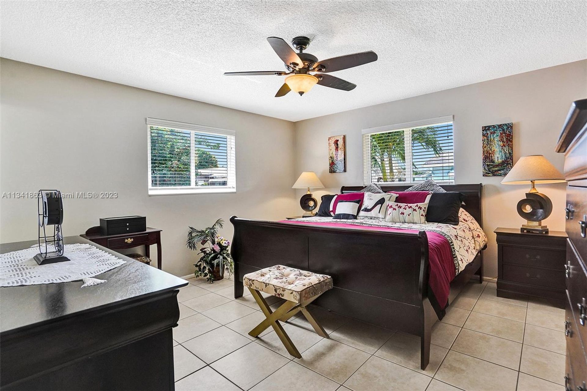 Huis in Lauderdale Lakes, Florida 11621868