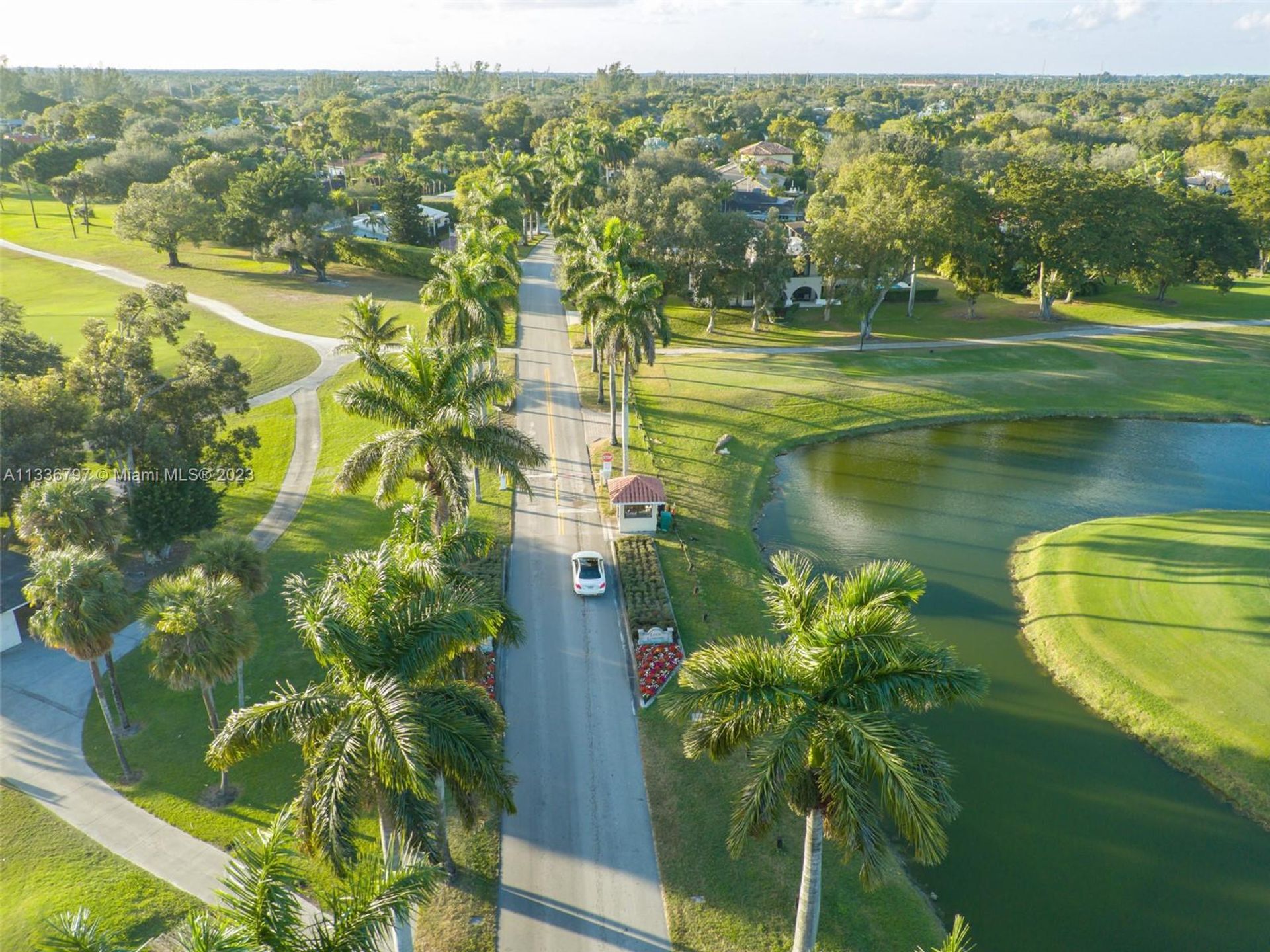 жилой дом в Miami Lakes, Florida 11621870