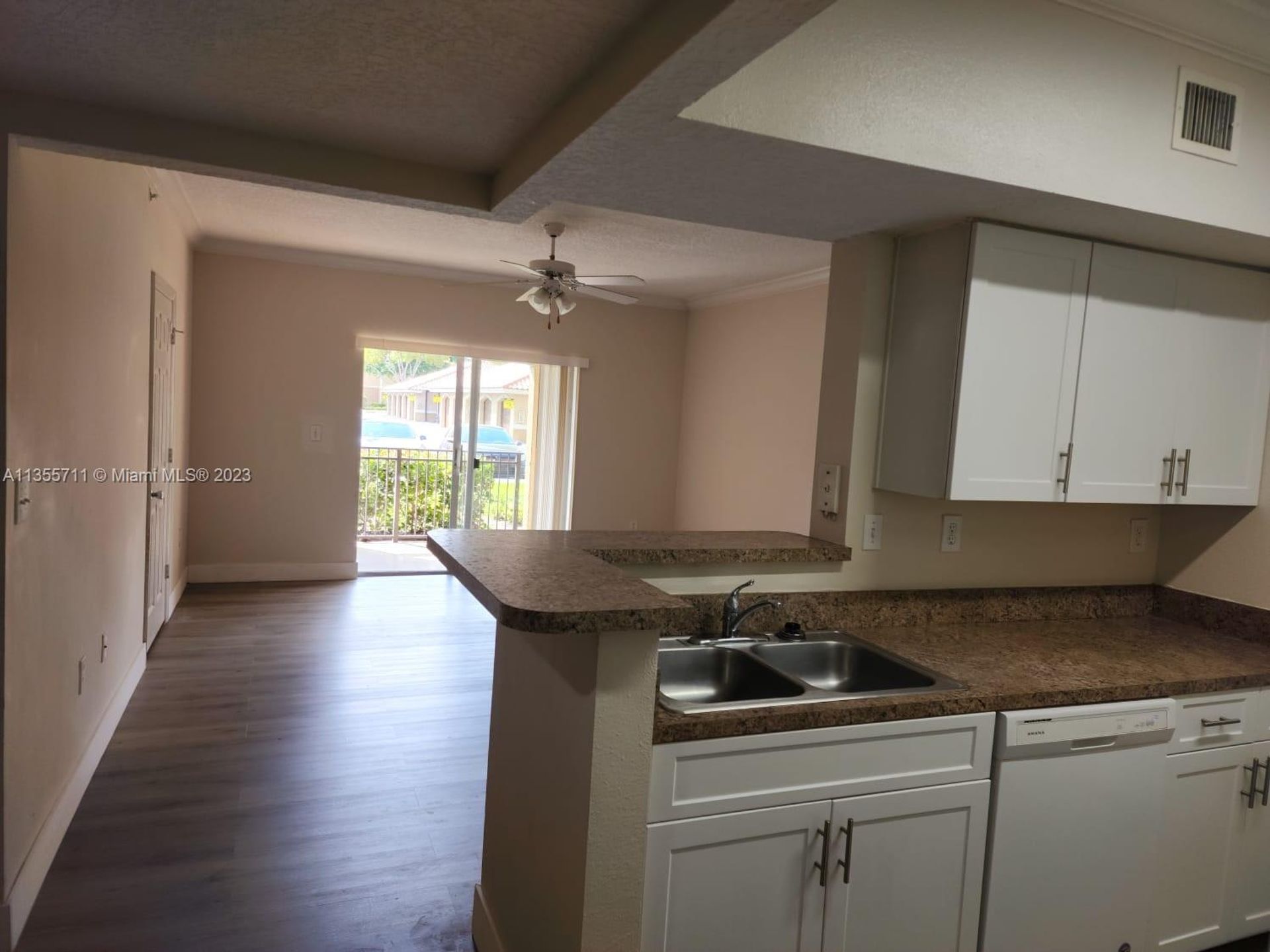 σπίτι σε Pembroke Pines, Φλόριντα 11621878