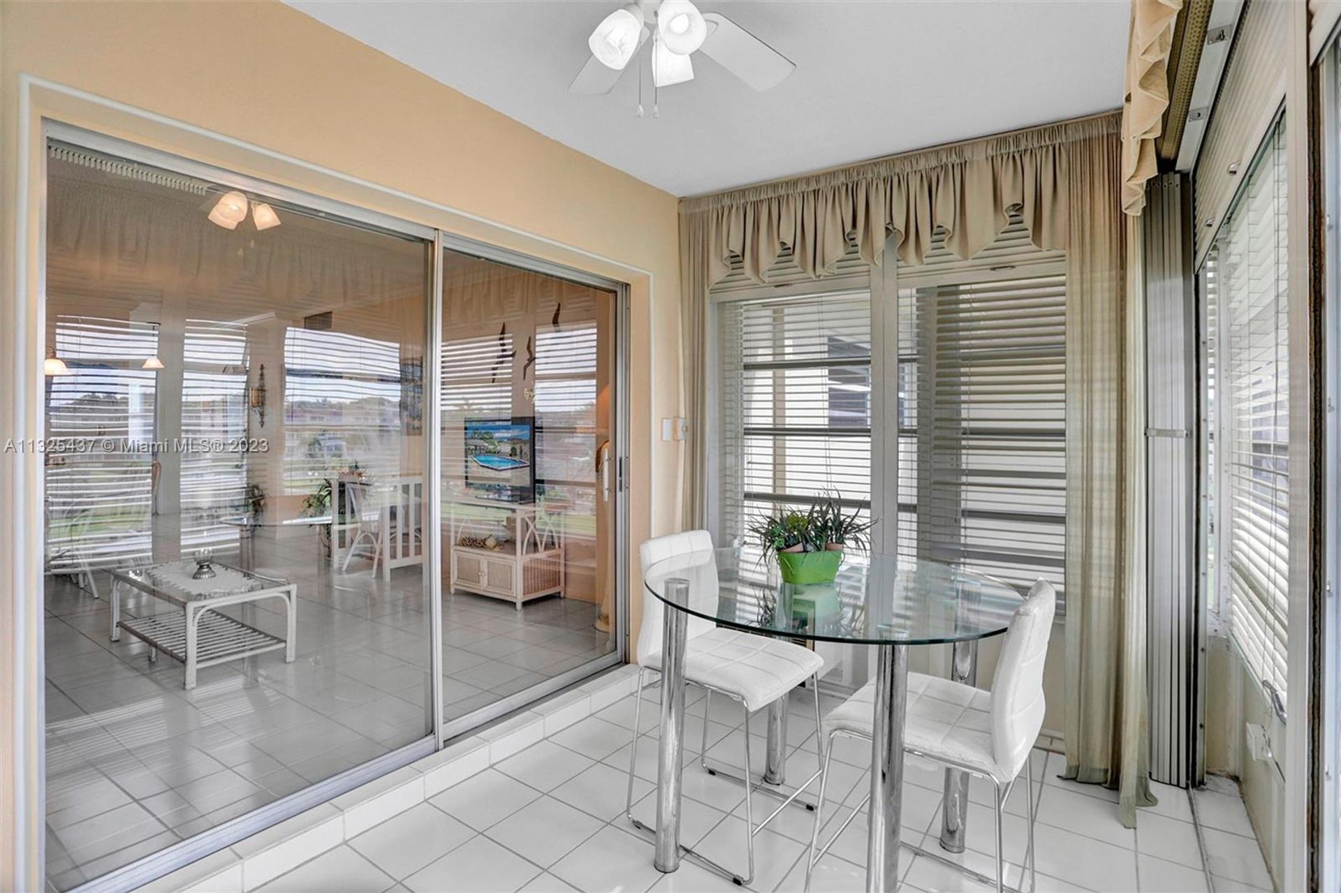 Condominio en Lauderdale Lakes, Florida 11621884