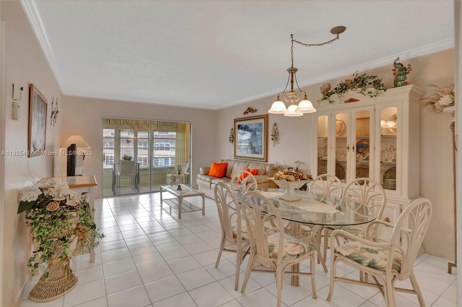 Condominio en Lauderdale Lakes, Florida 11621884