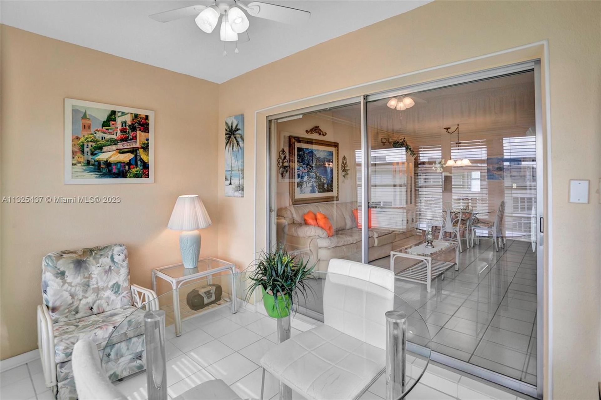 Condominio en Lauderdale Lakes, Florida 11621884