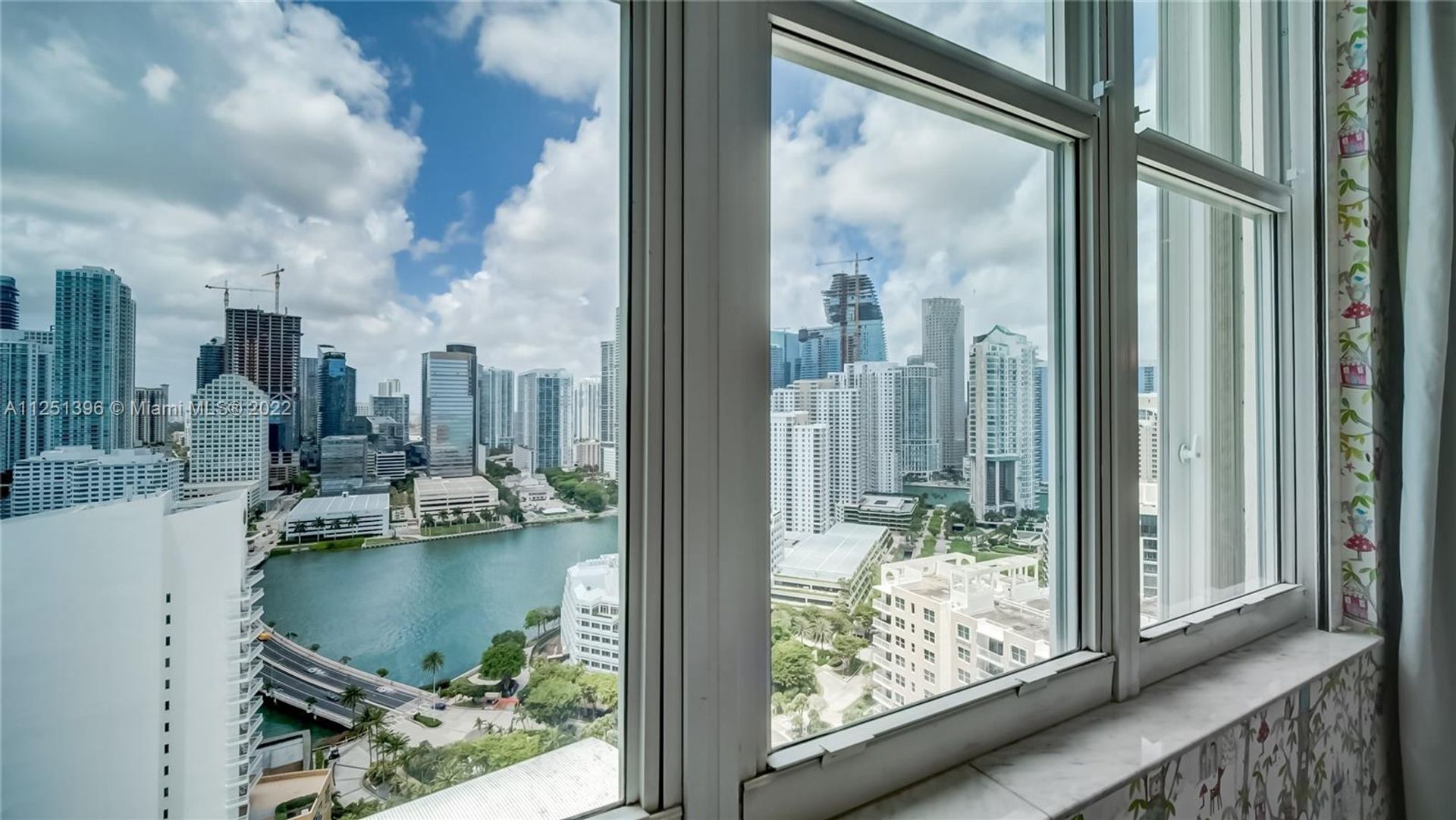 Condominium in Miami, Florida 11621900