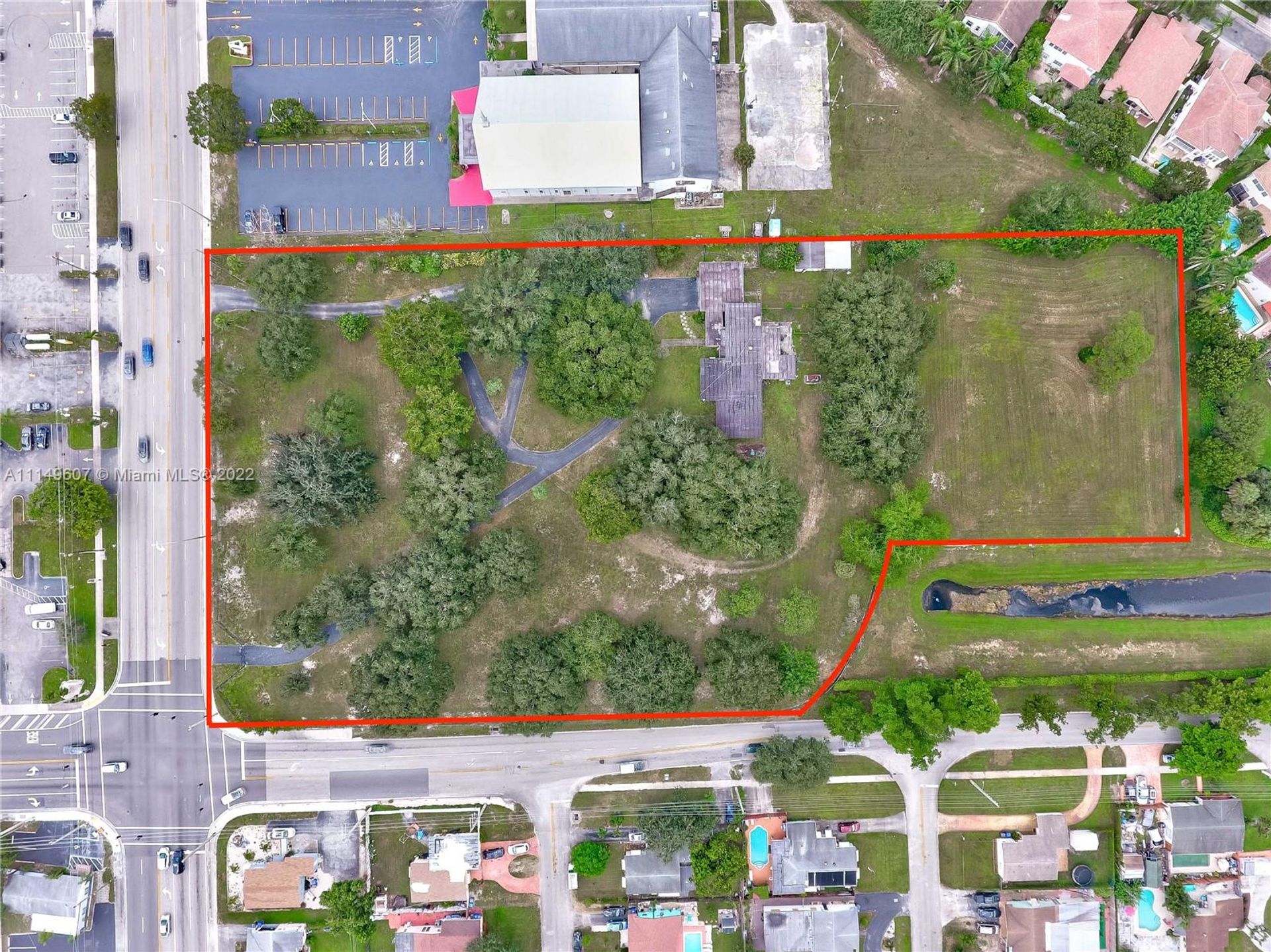 Land in Pembroke Pines, Florida 11621943