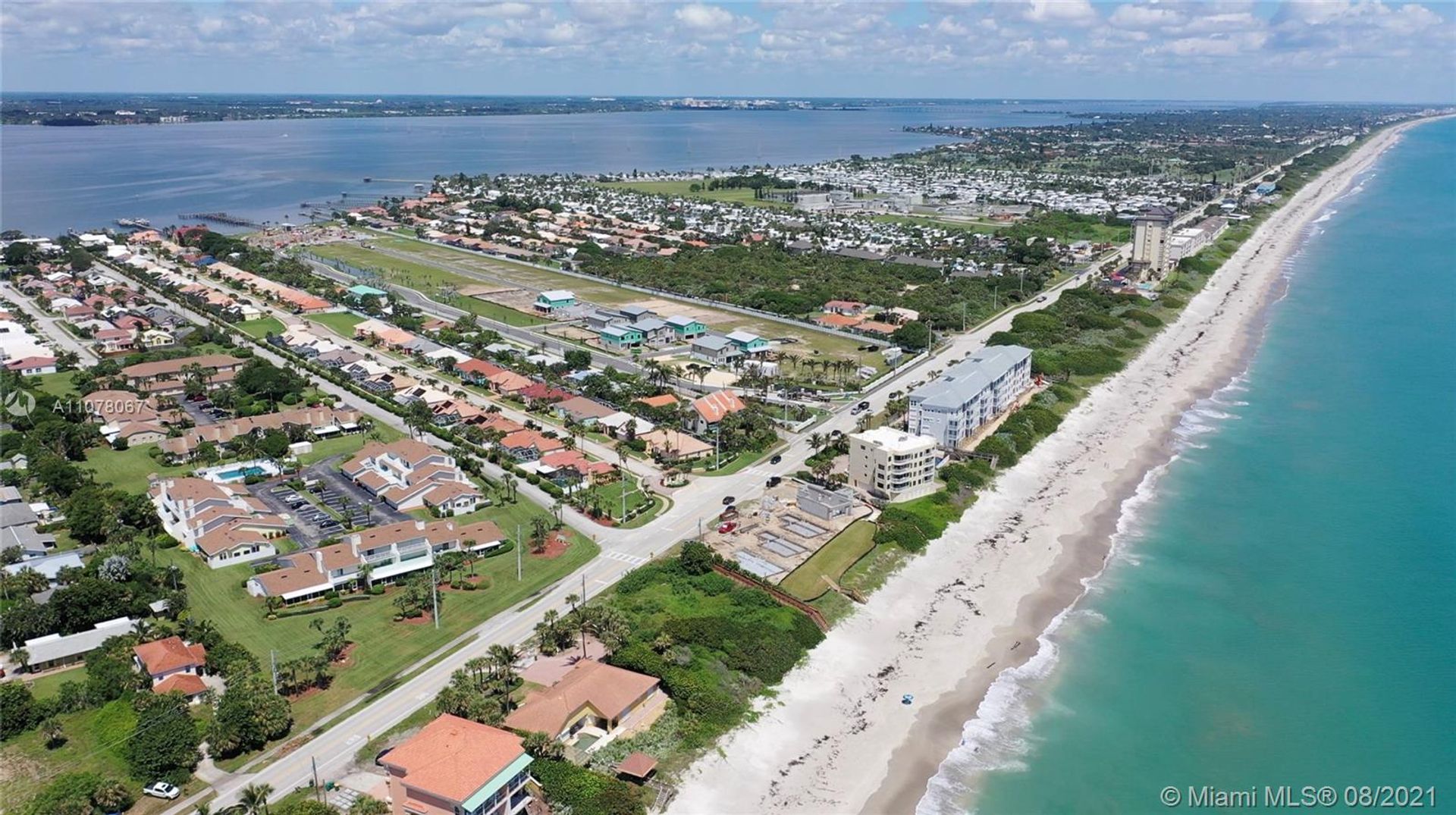 Borettslag i Melbourne Beach, Florida 11621970