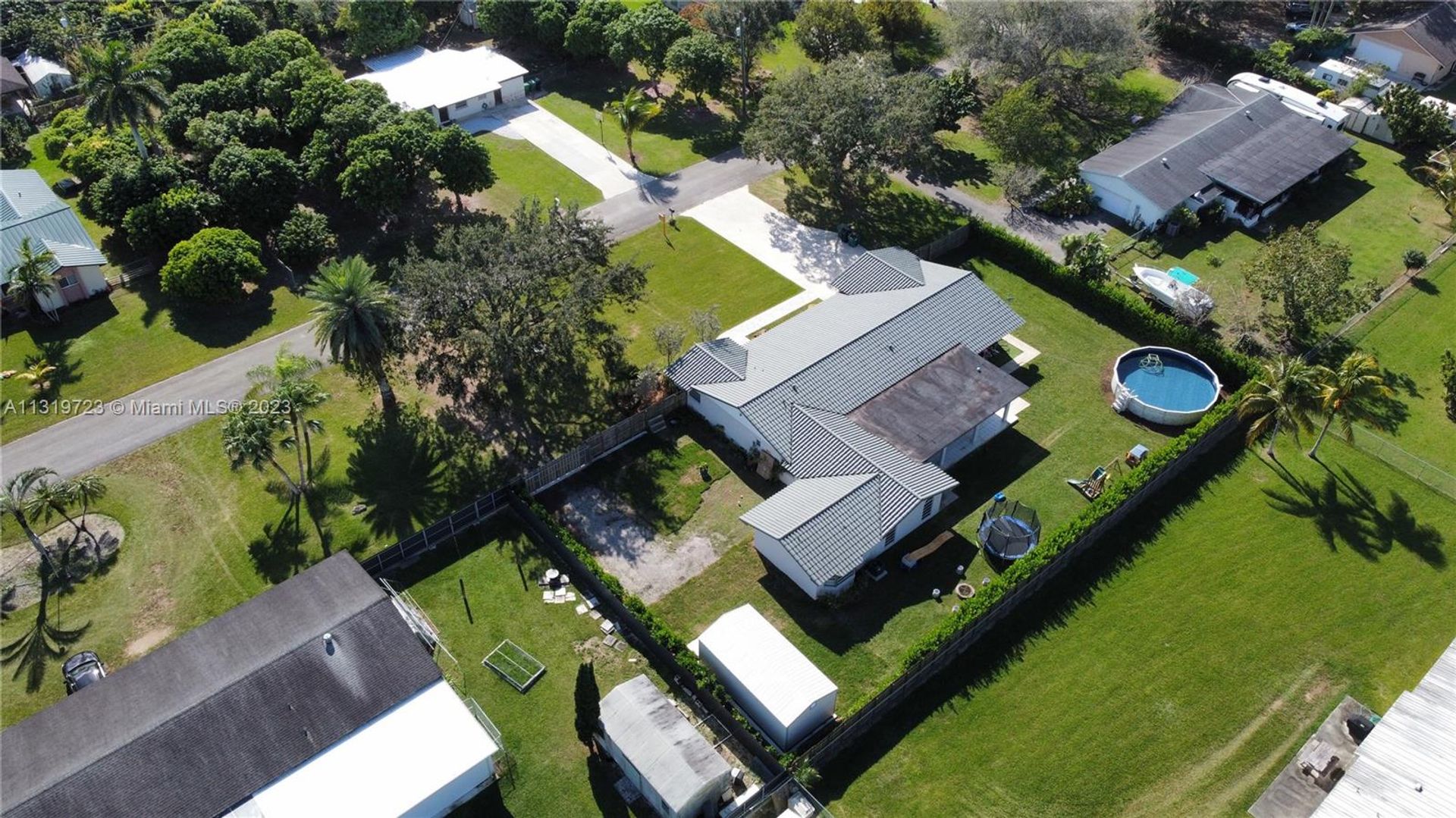 بيت في Homestead, Florida 11621984