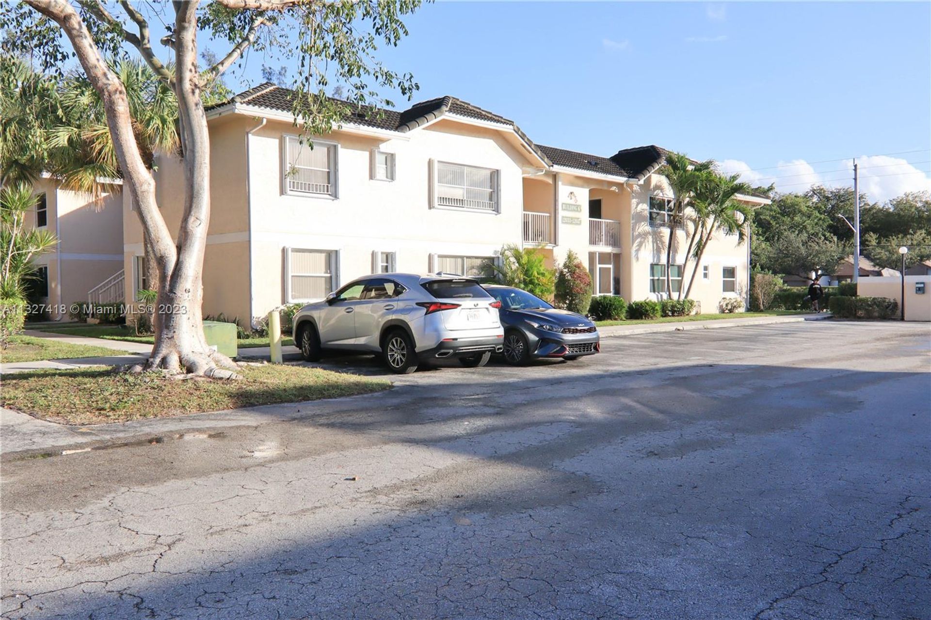 Condominium in Coral Springs, Florida 11621992