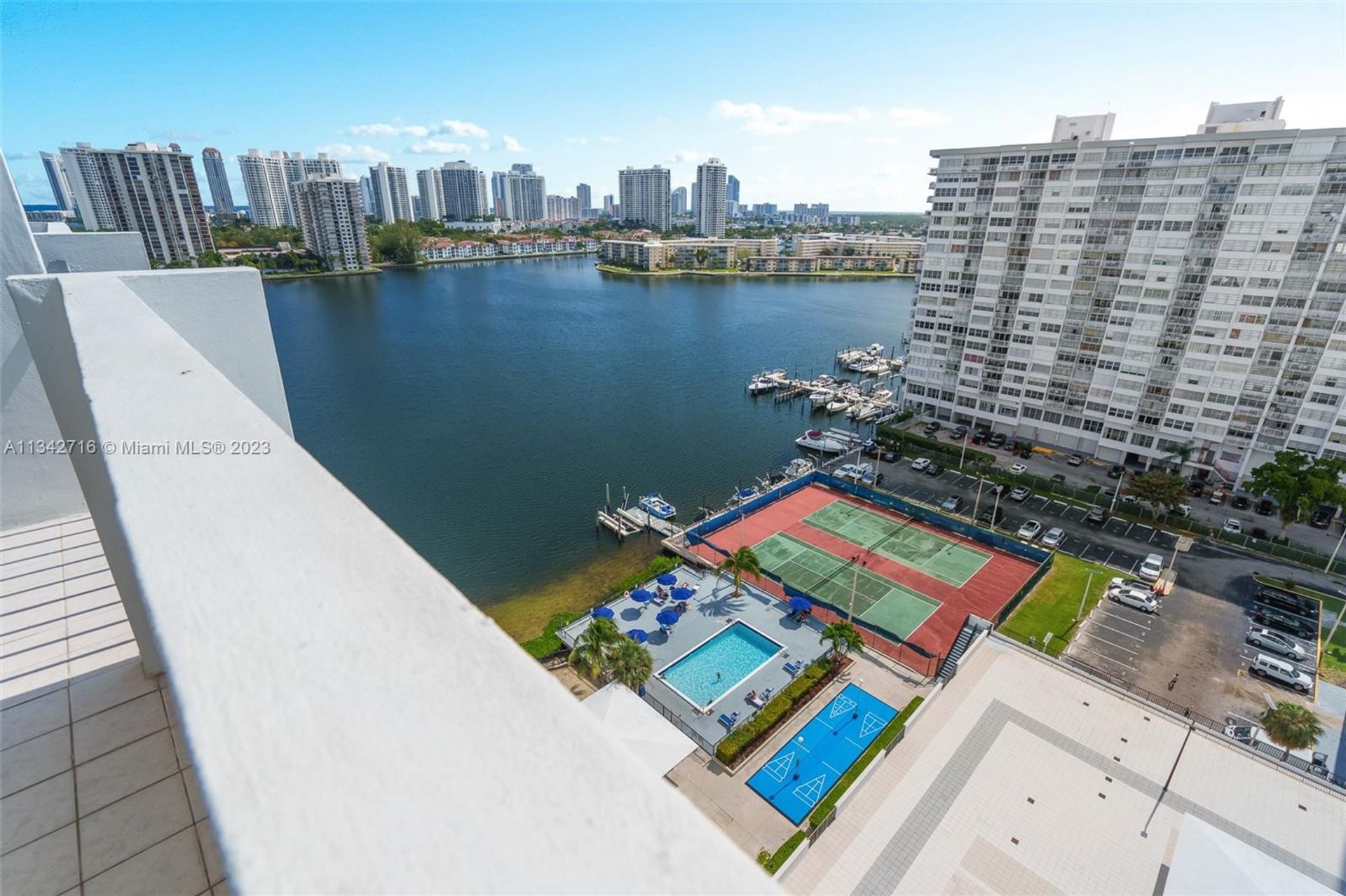 Condominium dans Aventura, Florida 11622021