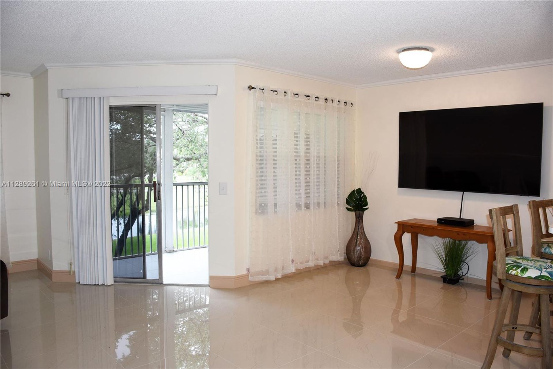 Condominium dans Pembroke Pines, Florida 11622028