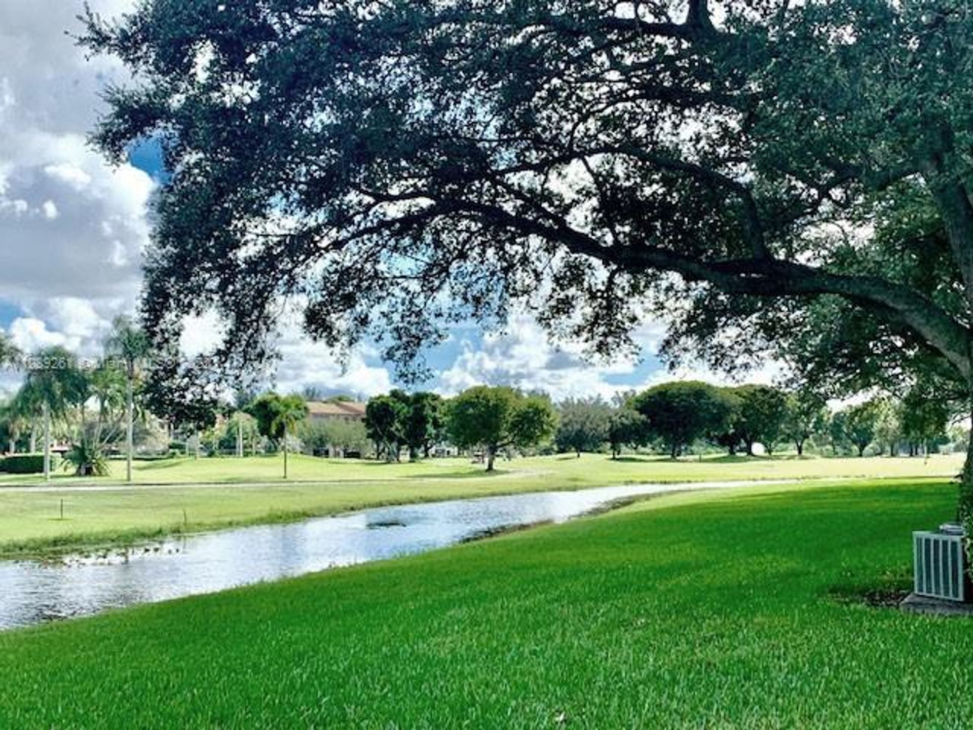 Condominium dans Pembroke Pines, Florida 11622028