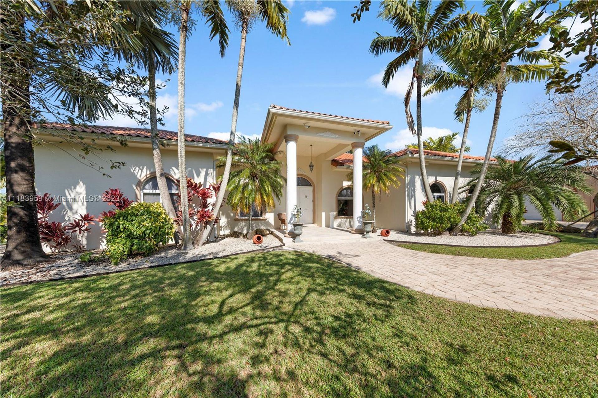 Residential in Miami, Florida 11622079