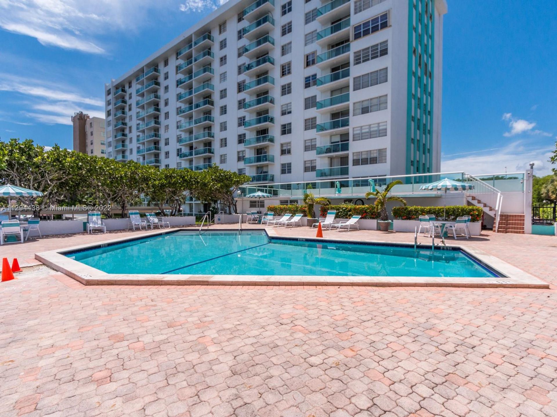 Condominium in North Miami Beach, Florida 11622081