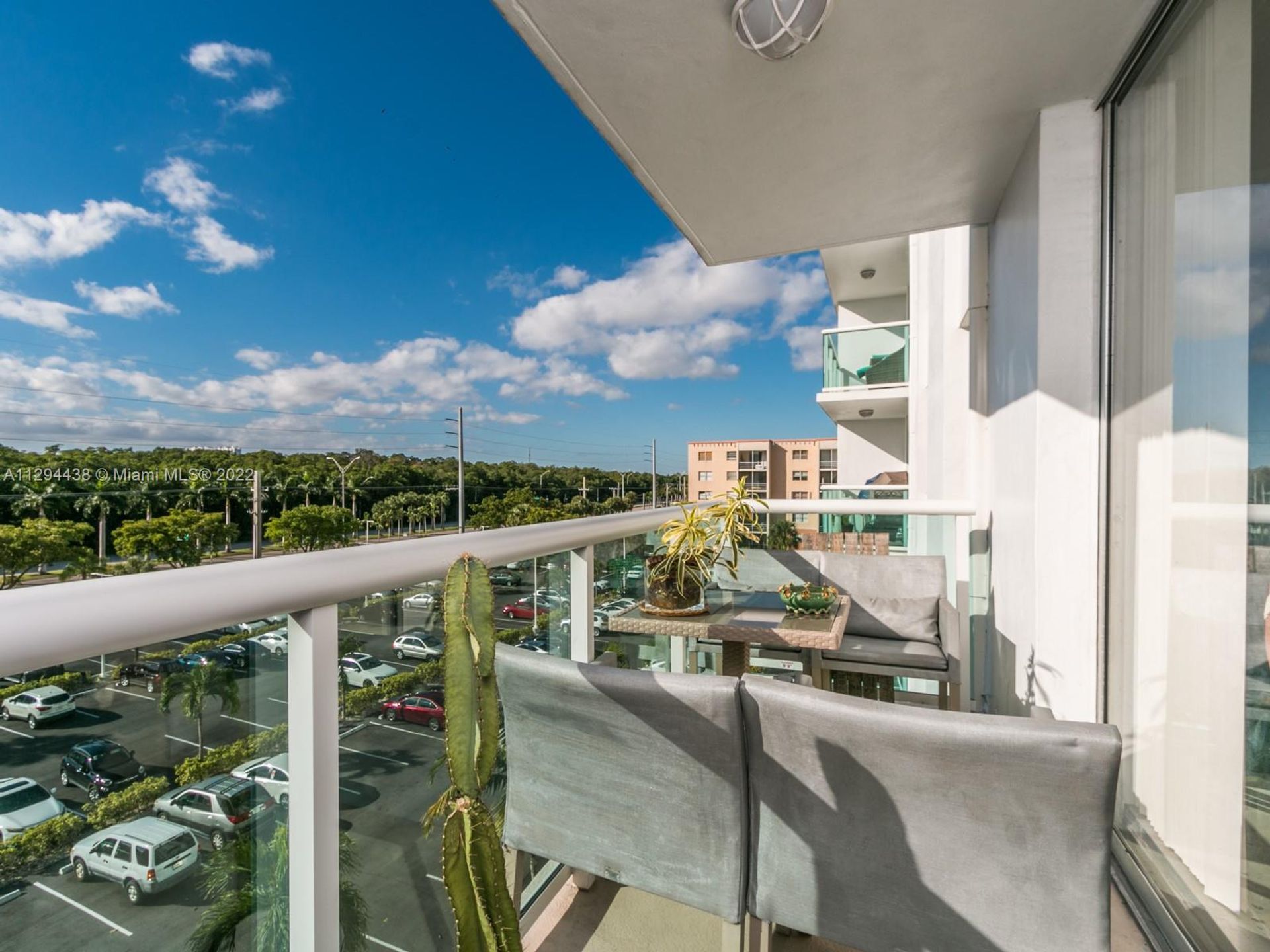 Condominio en North Miami Beach, Florida 11622081