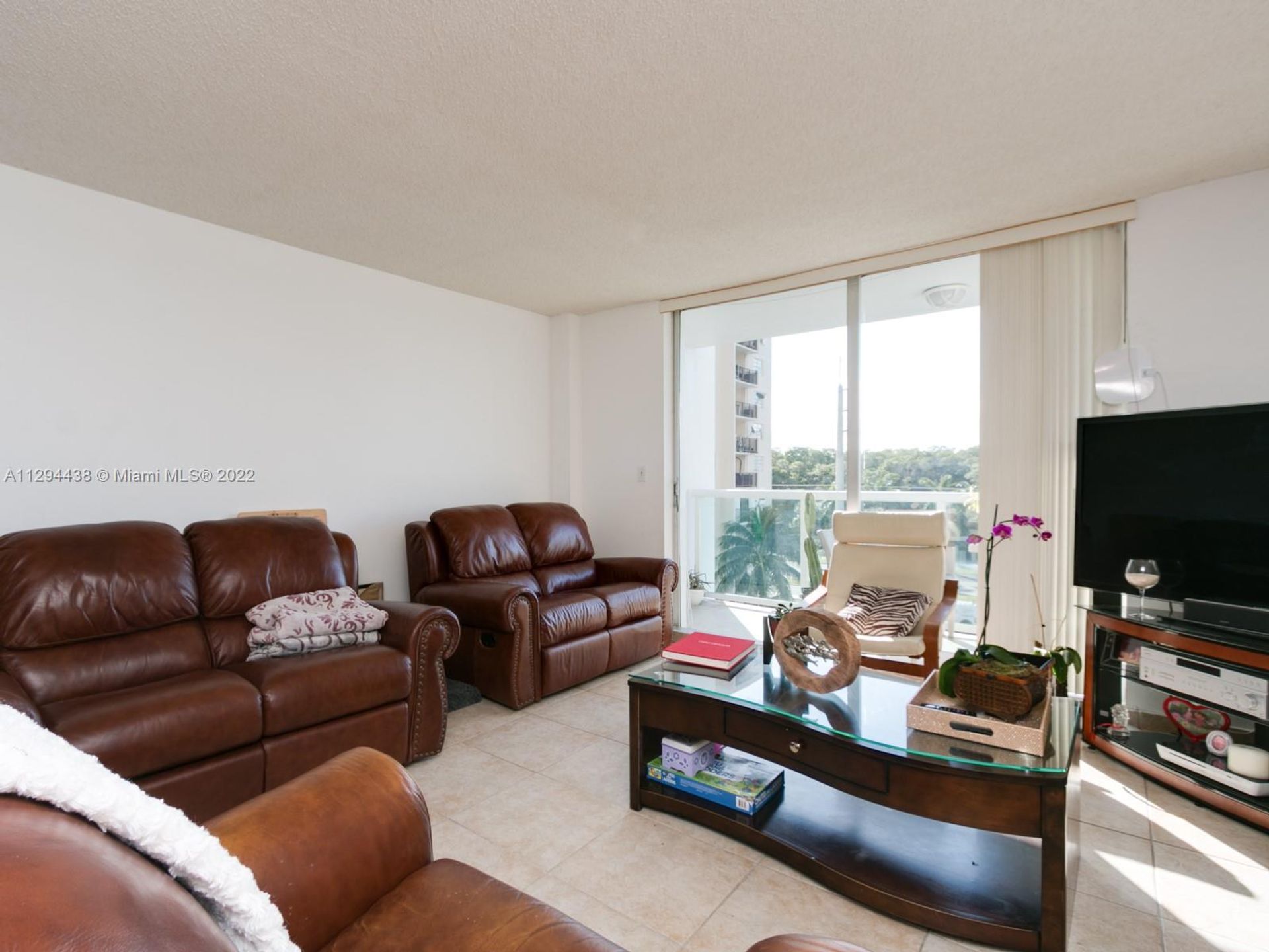 Condominio en North Miami Beach, Florida 11622081