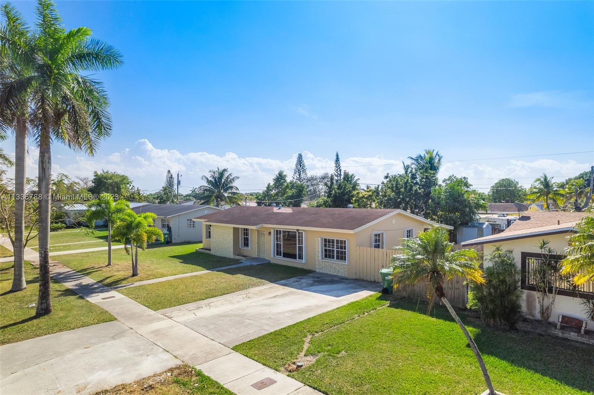 House in Leisure City, Florida 11622113