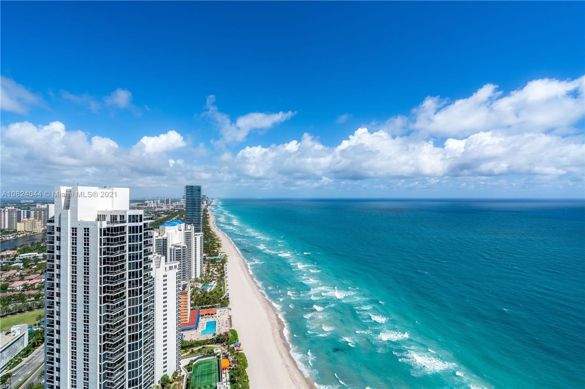 Кондоминиум в Sunny Isles Beach, Florida 11622138