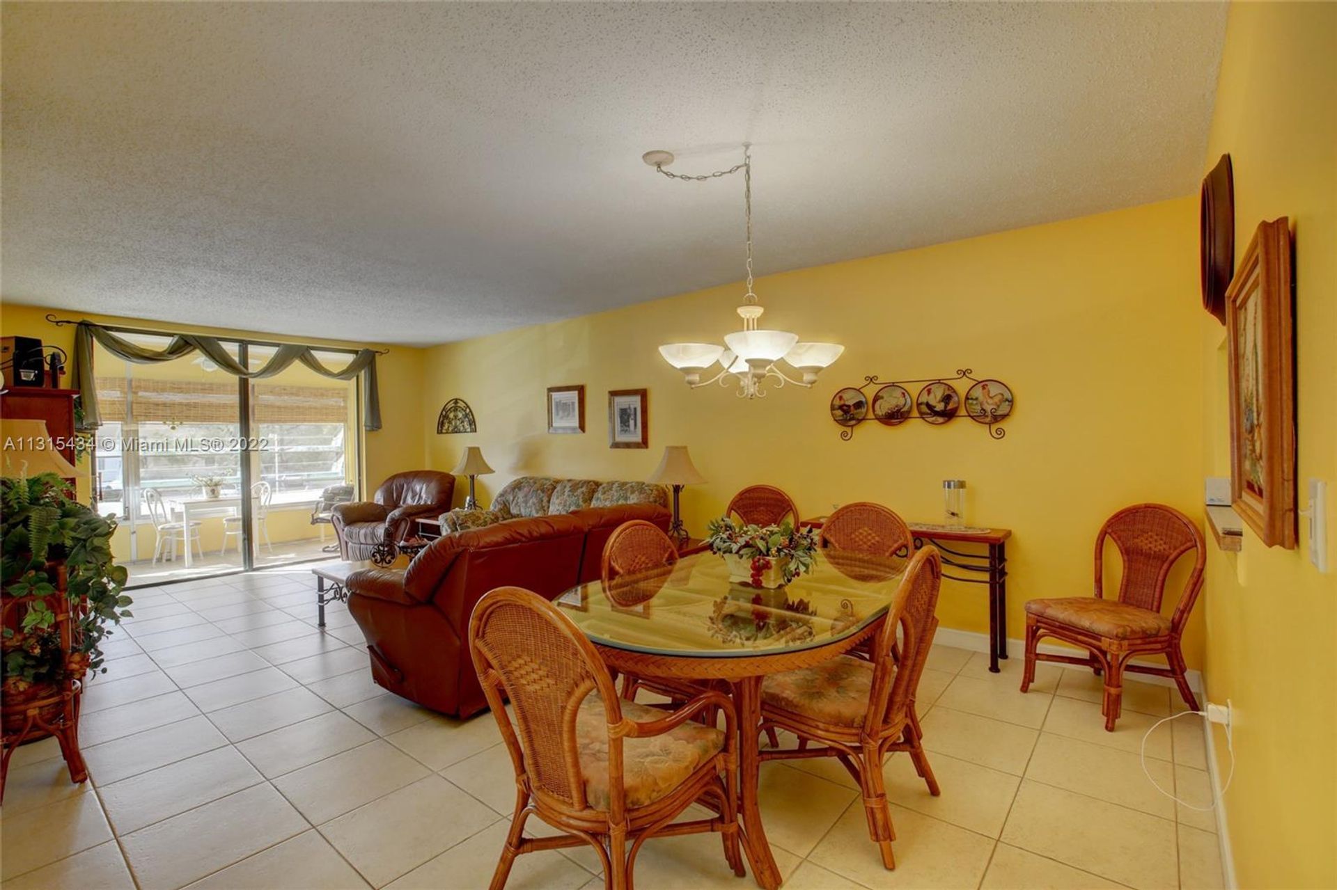 Condominium in Lauderdale Lakes, Florida 11622168