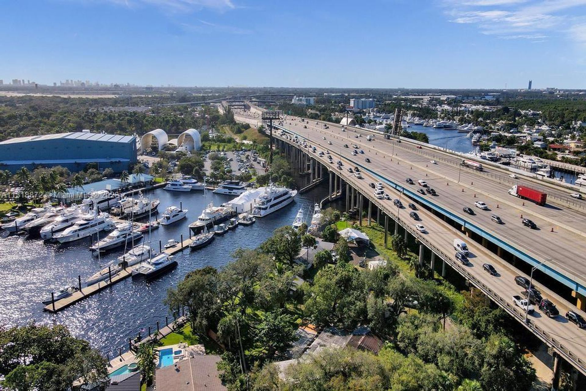 rumah dalam Fort Lauderdale, Florida 11622192