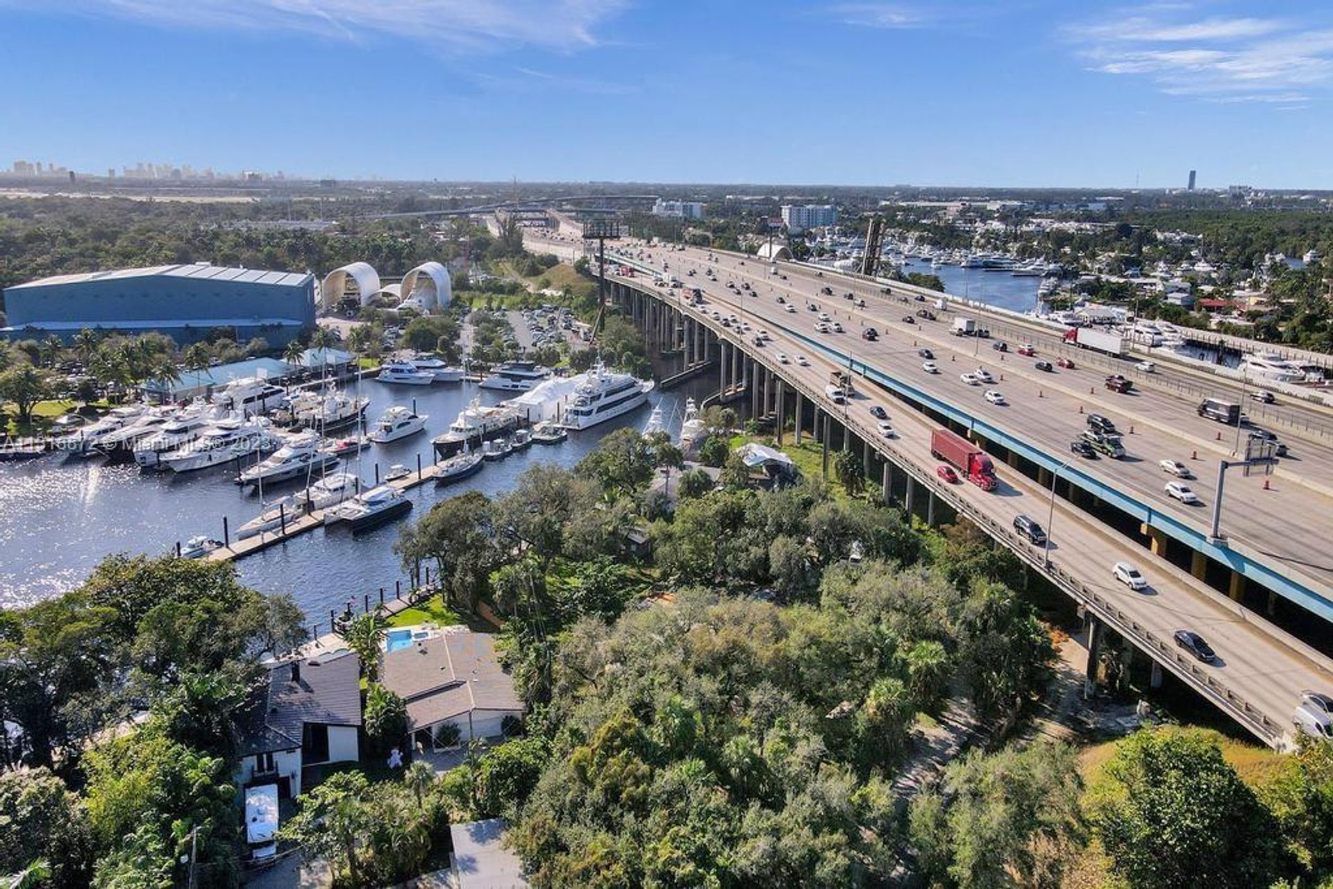 rumah dalam Fort Lauderdale, Florida 11622192