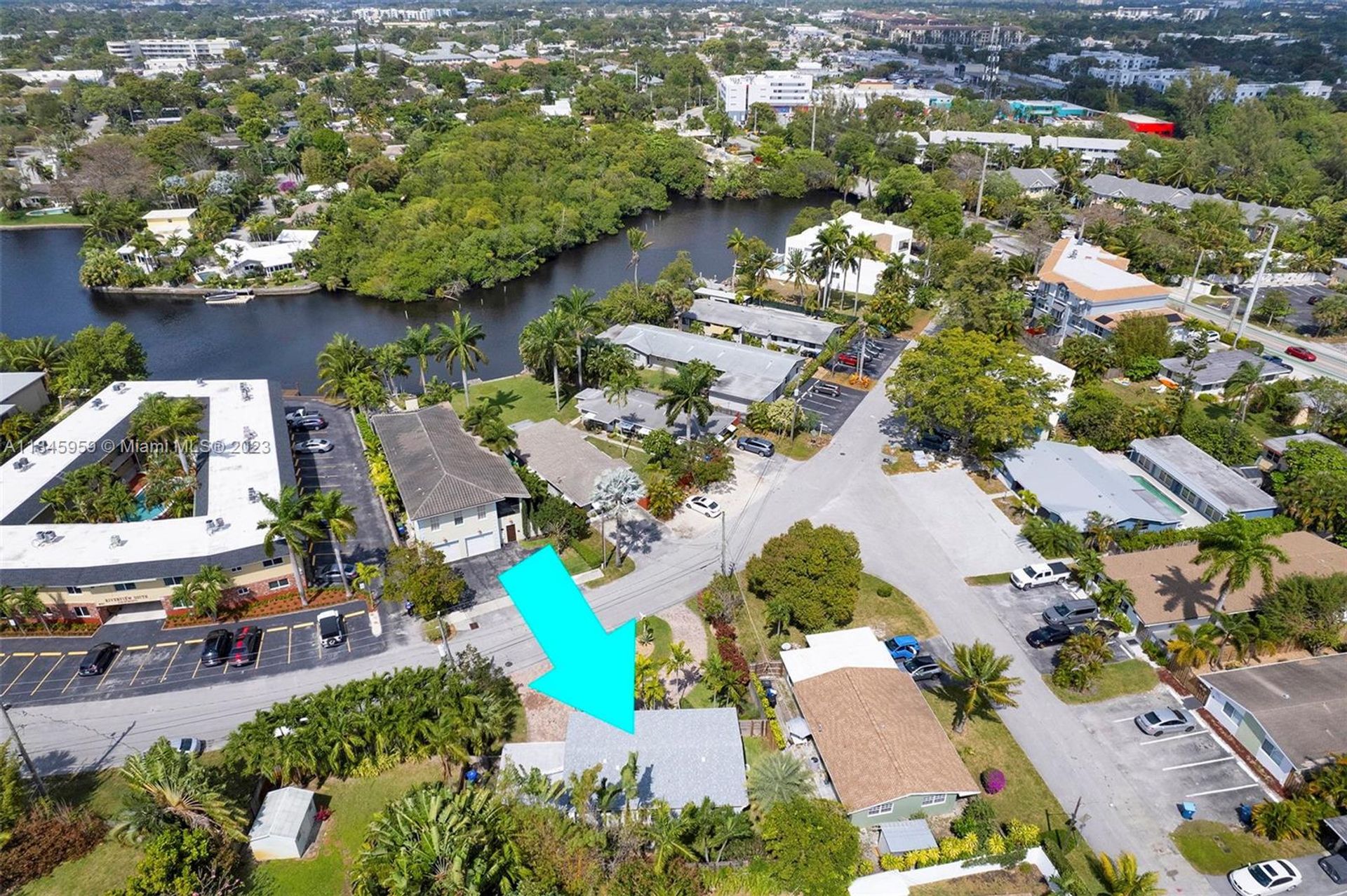 жилой дом в Wilton Manors, Florida 11622223