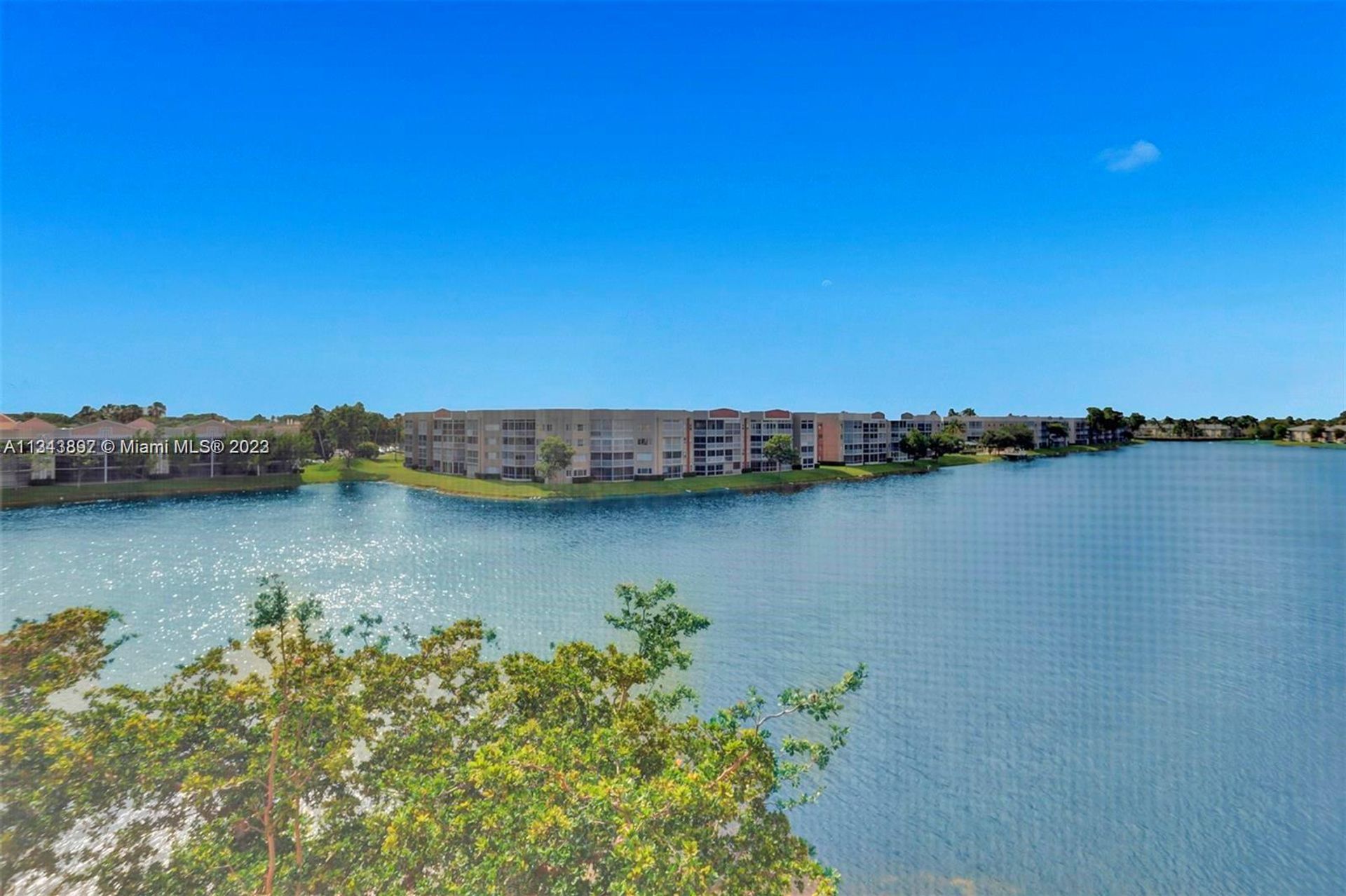 Condominium in Tamarac, Florida 11622225