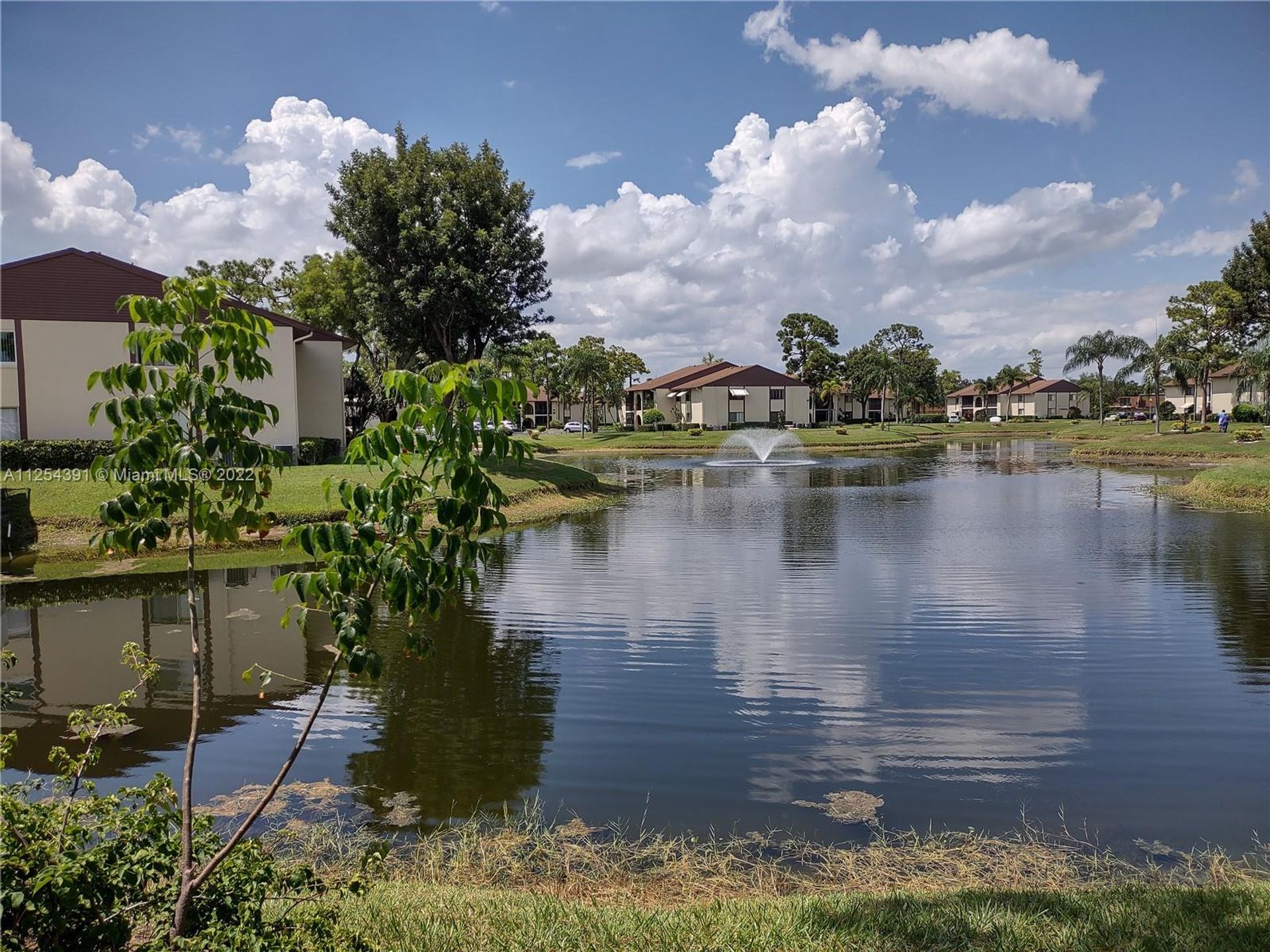 Condominium in Greenacres, Florida 11622249