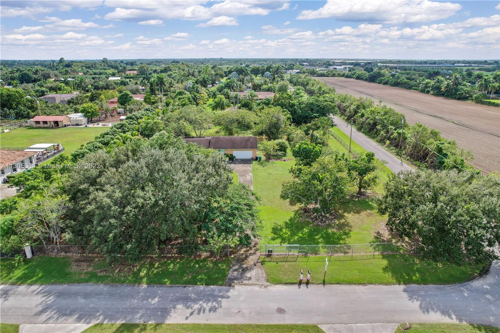 House in Redland, Florida 11622251