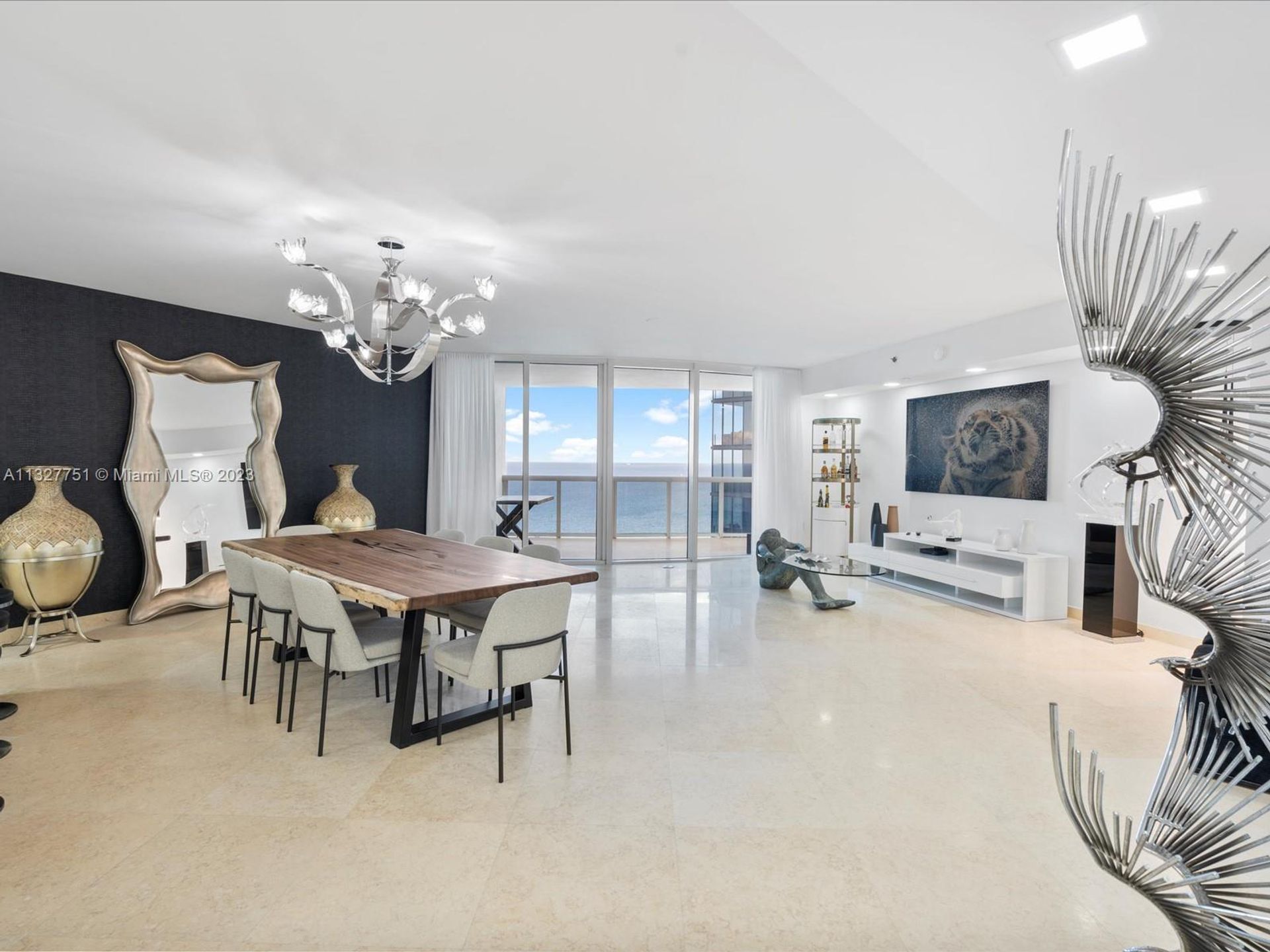 residencial no Sunny Isles Beach, Florida 11622257