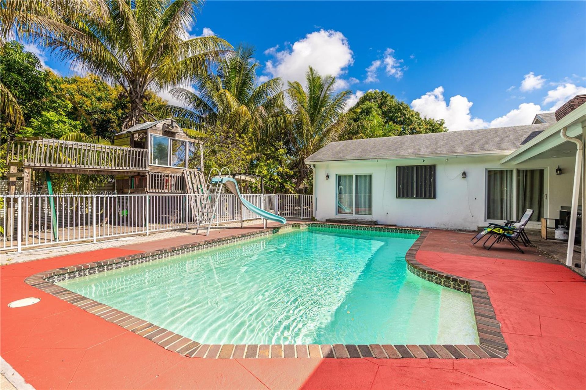 House in Miami, Florida 11622315