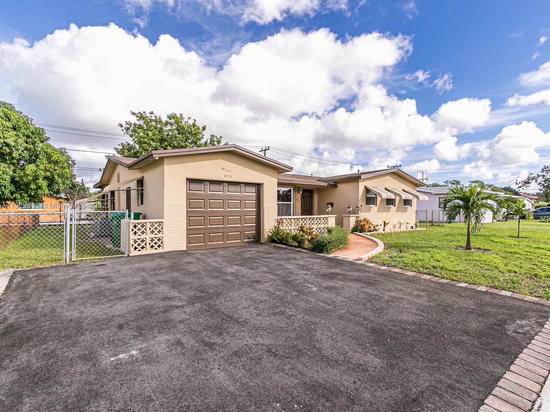 Huis in Lauderhill, Florida 11622320