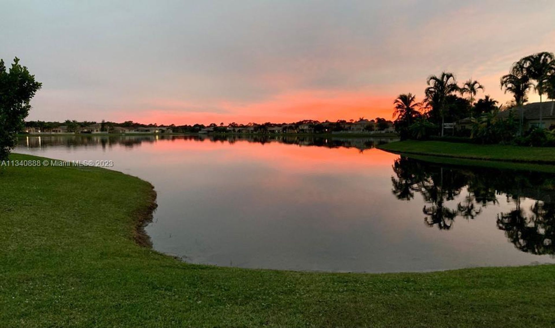 жилой дом в Fort Pierce, Florida 11622329