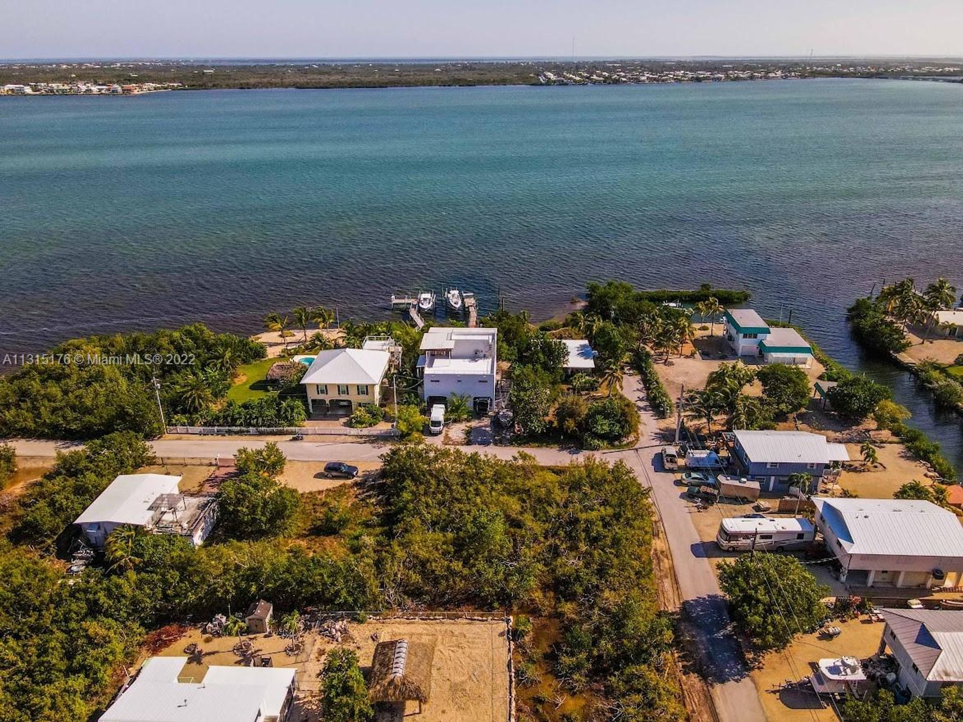 Land i Cudjoe Key, Florida 11622341