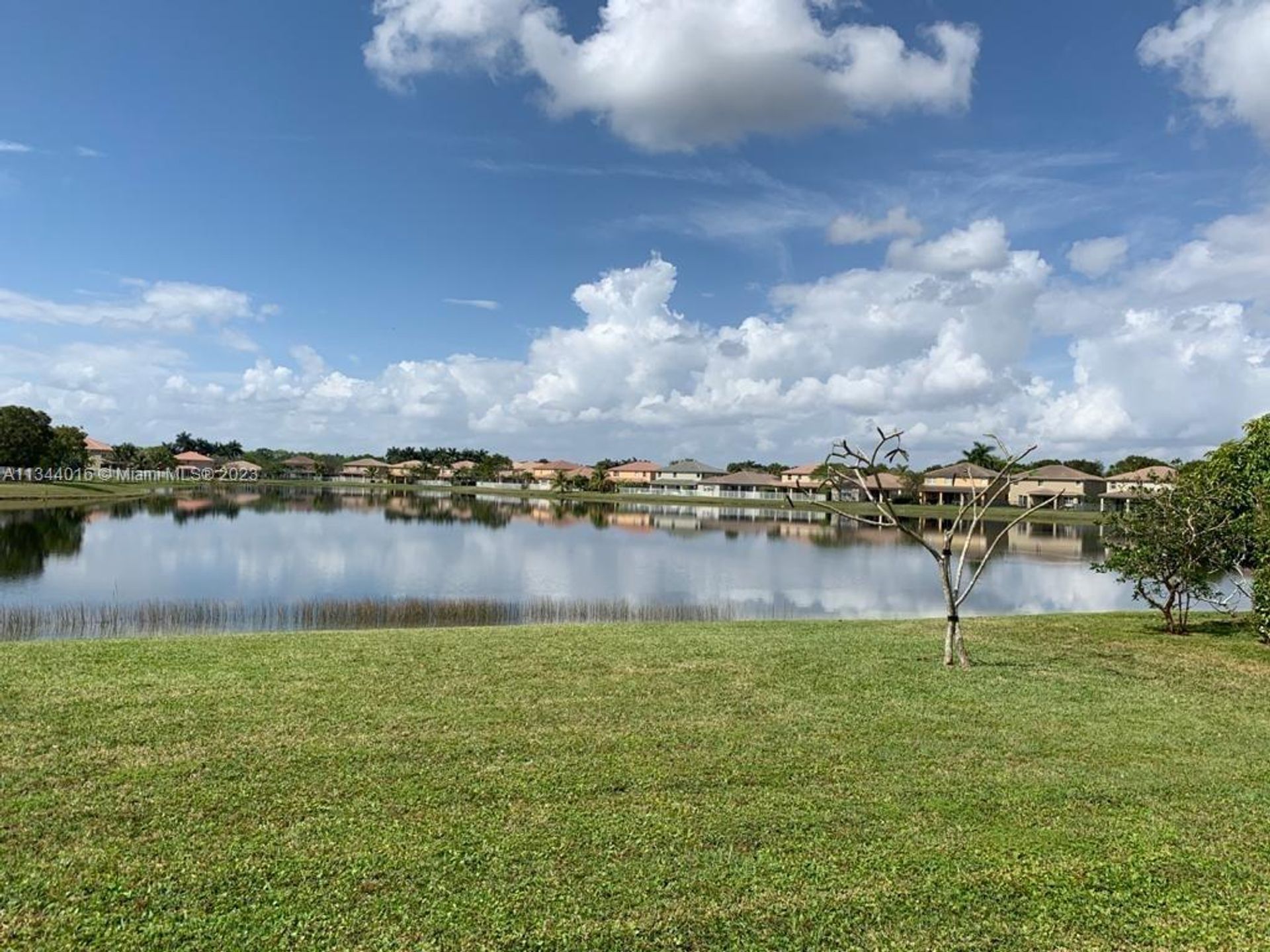 Будинок в Weston, Florida 11622350