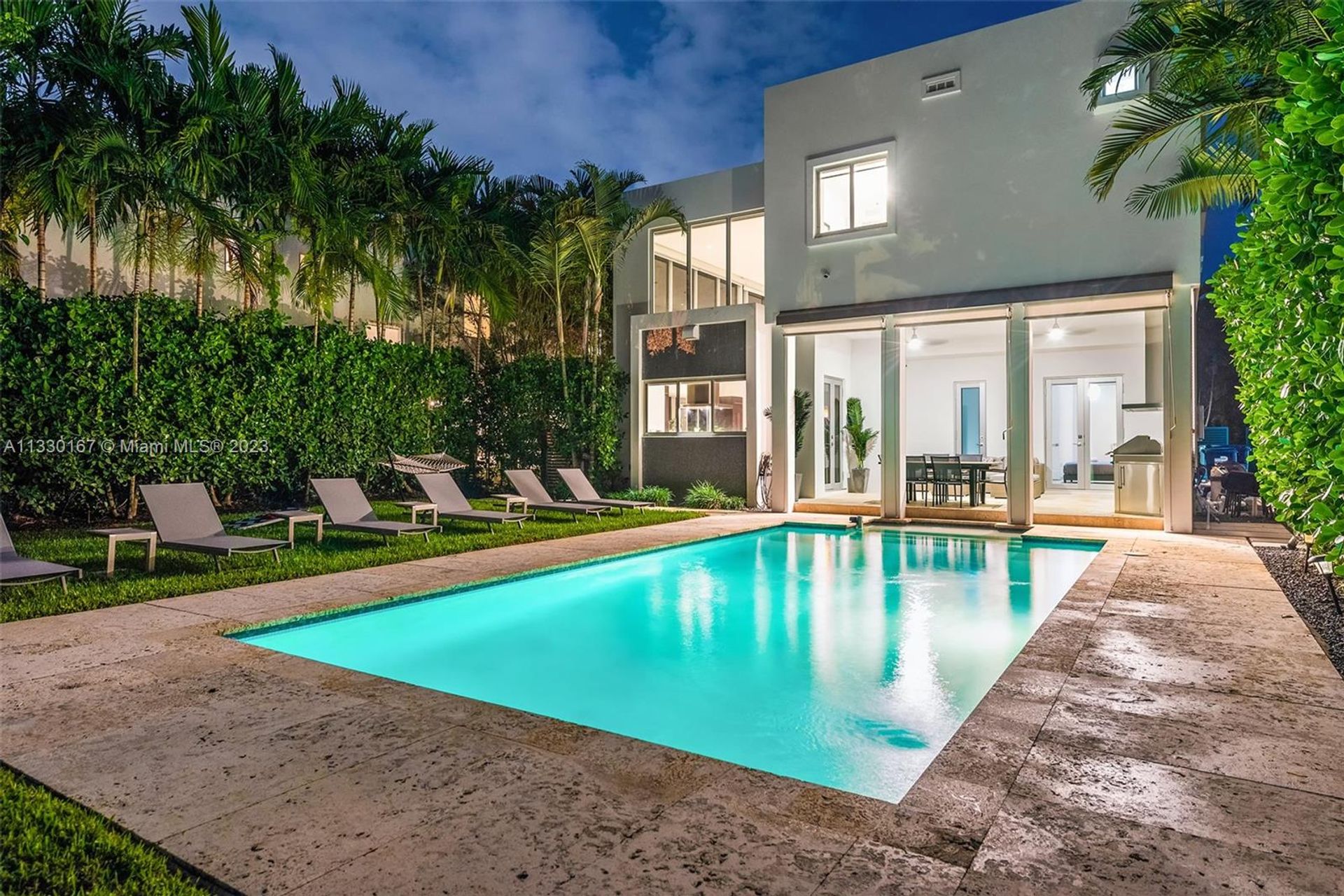 Haus im South Miami, Florida 11622366