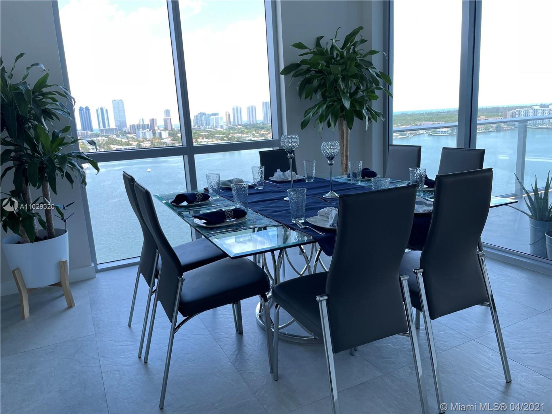 Condominium in North Miami Beach, Florida 11622373