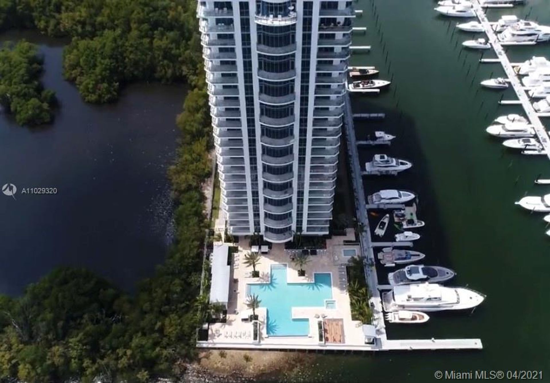 Кондоминиум в North Miami Beach, Florida 11622373