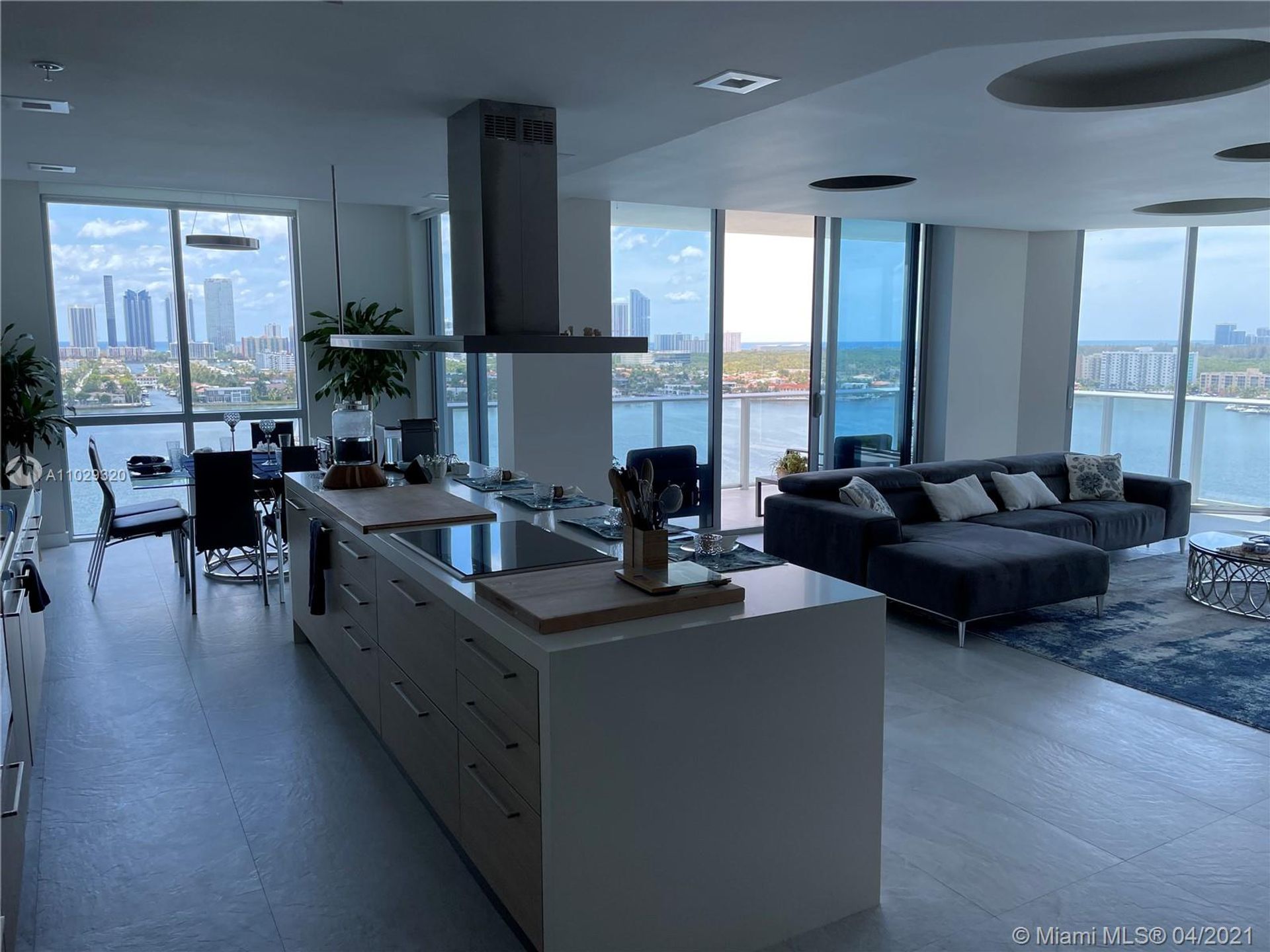 Кондоминиум в North Miami Beach, Florida 11622373