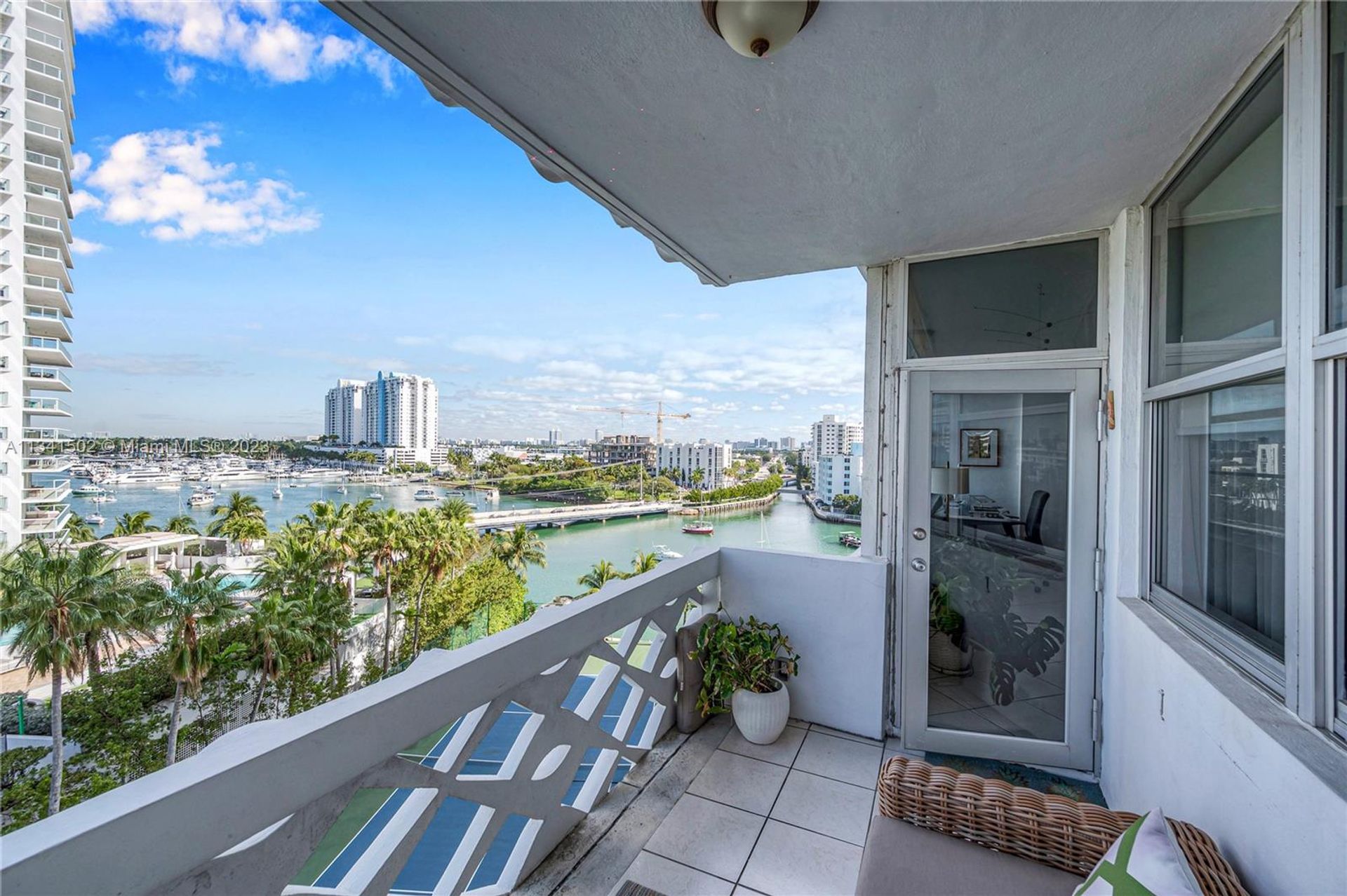 Residencial en Miami Beach, Florida 11622393