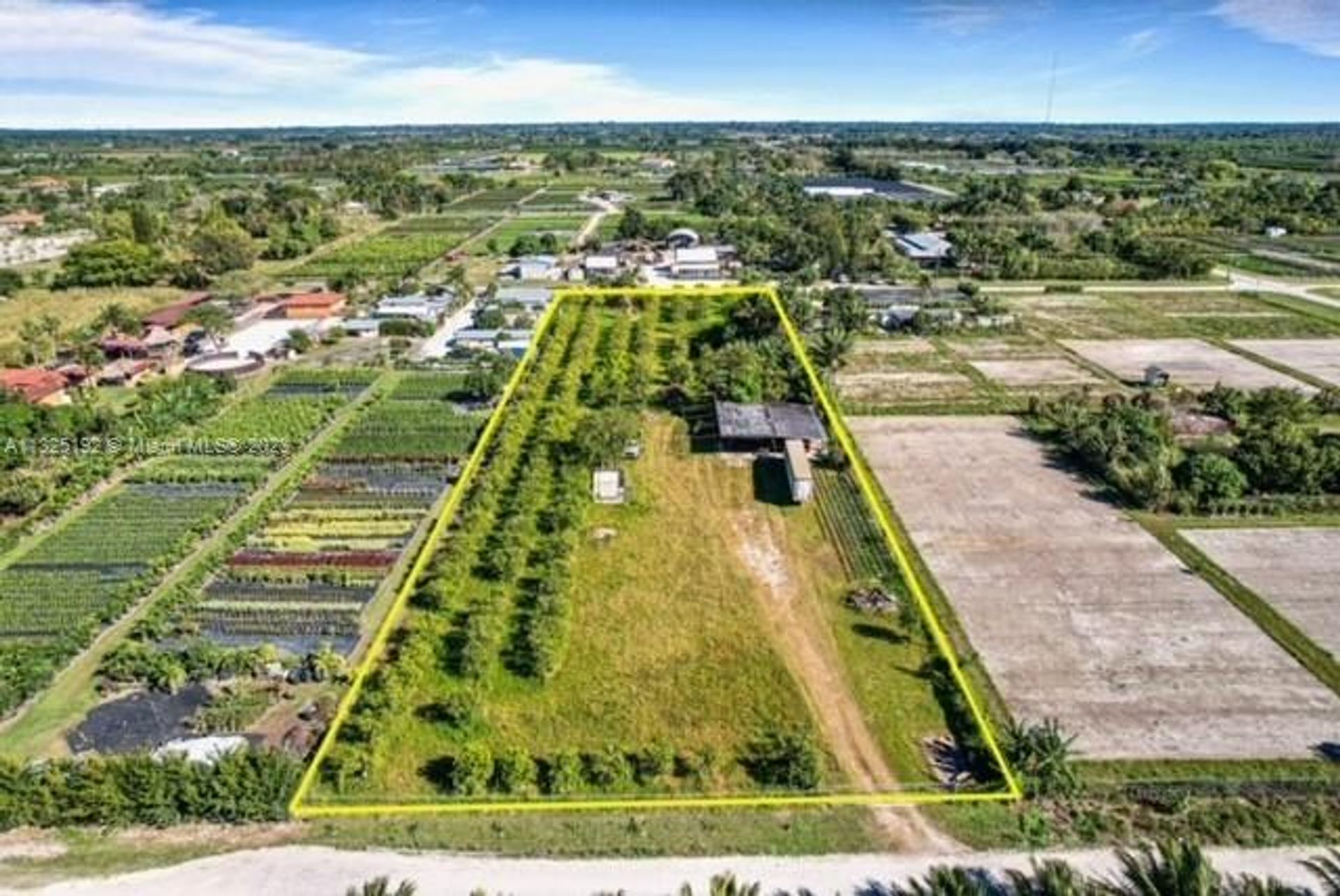 Land in , Florida 11622409