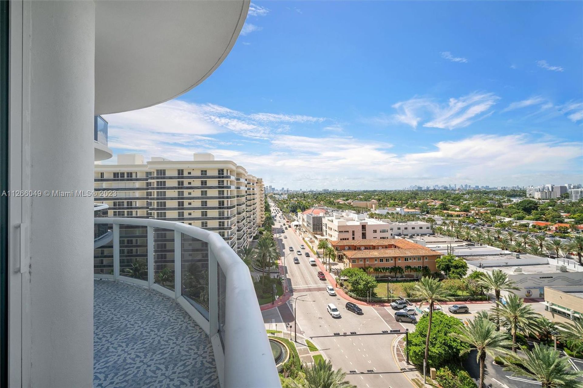 Συγκυριαρχία σε Bal Harbour, Florida 11622419