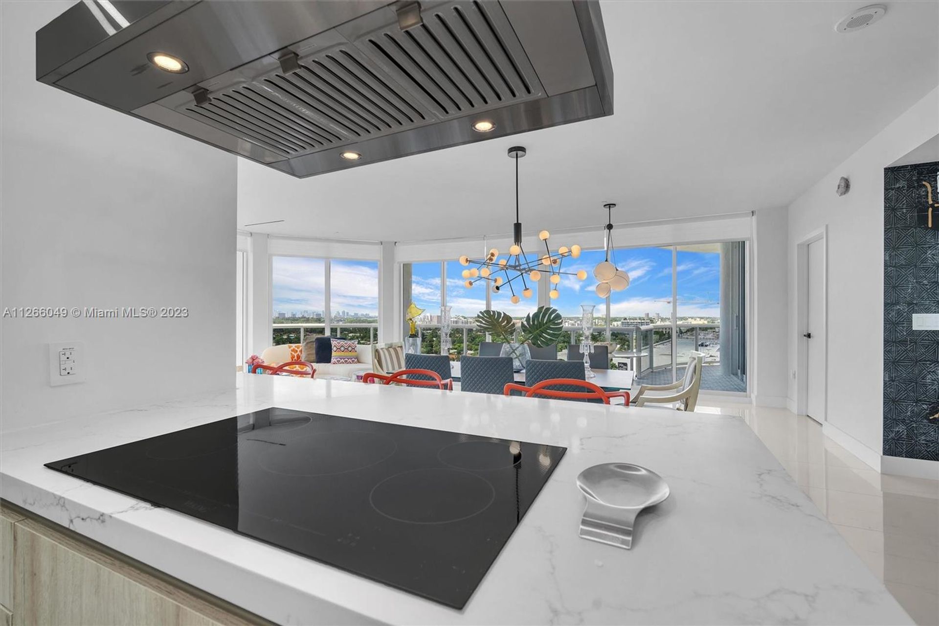 Condominium in Bal Harbour, Florida 11622419