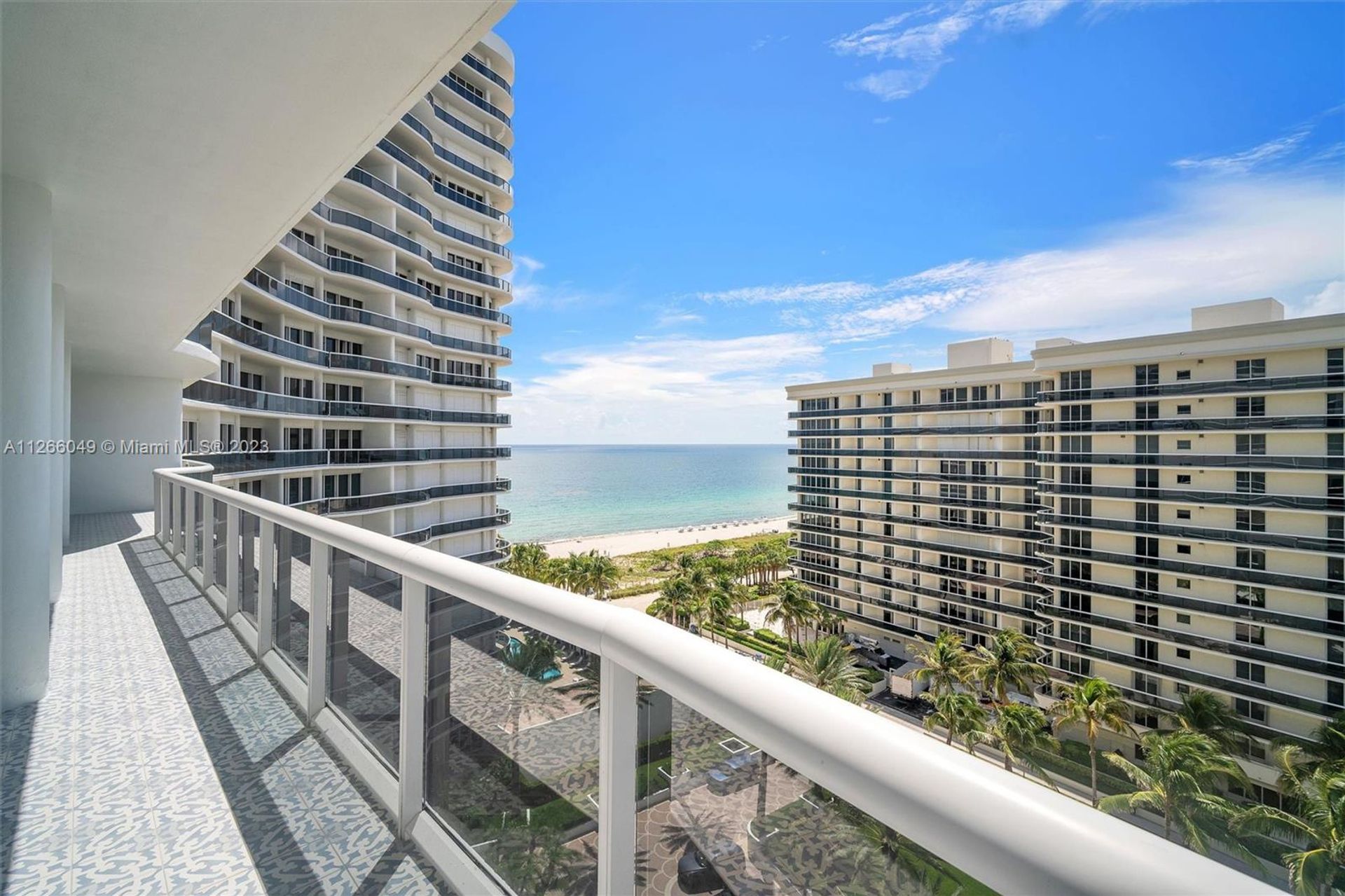 Συγκυριαρχία σε Bal Harbour, Florida 11622419